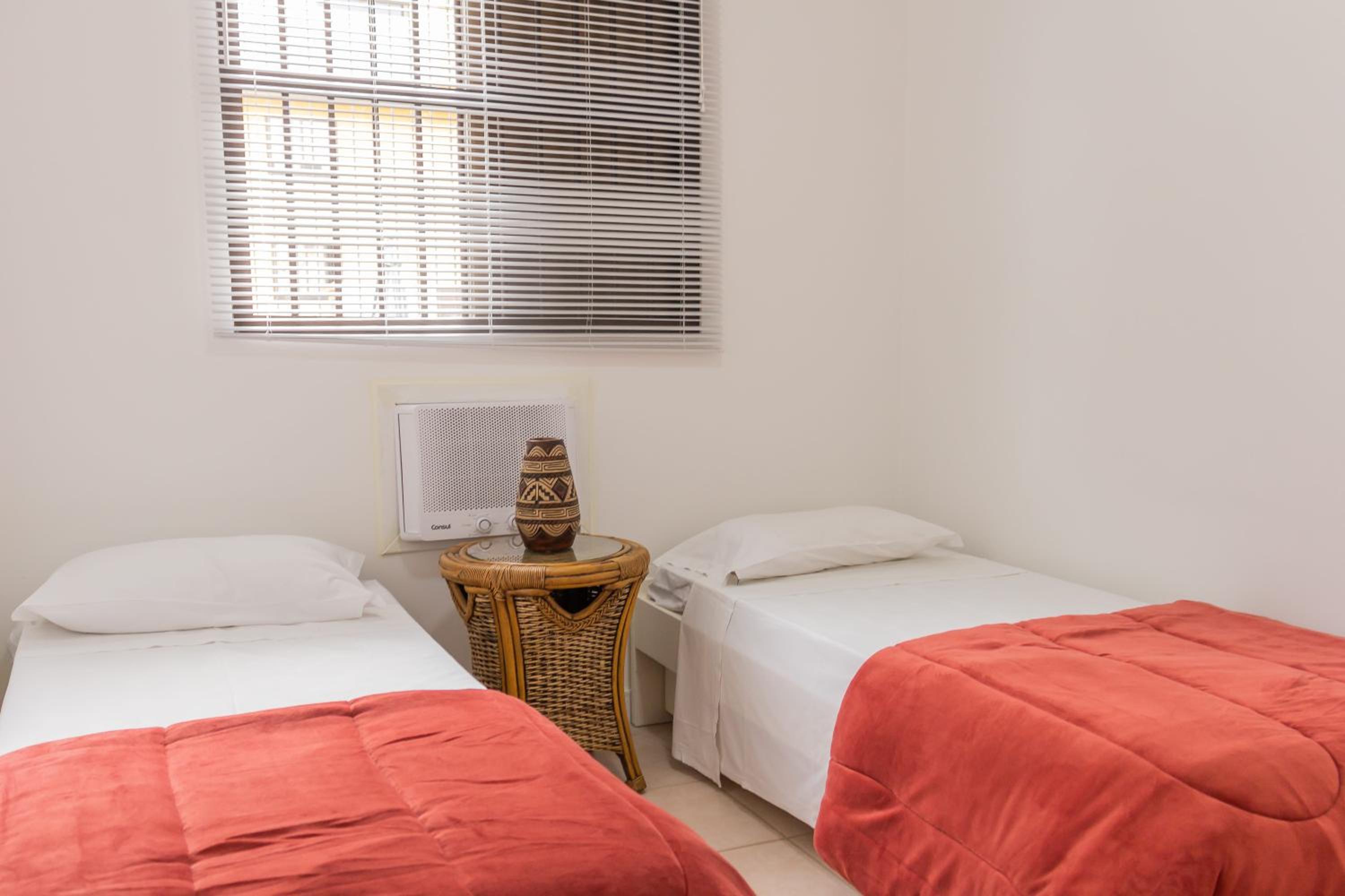 Apartamento Garden com 2 suítes em Jurerê JUR21