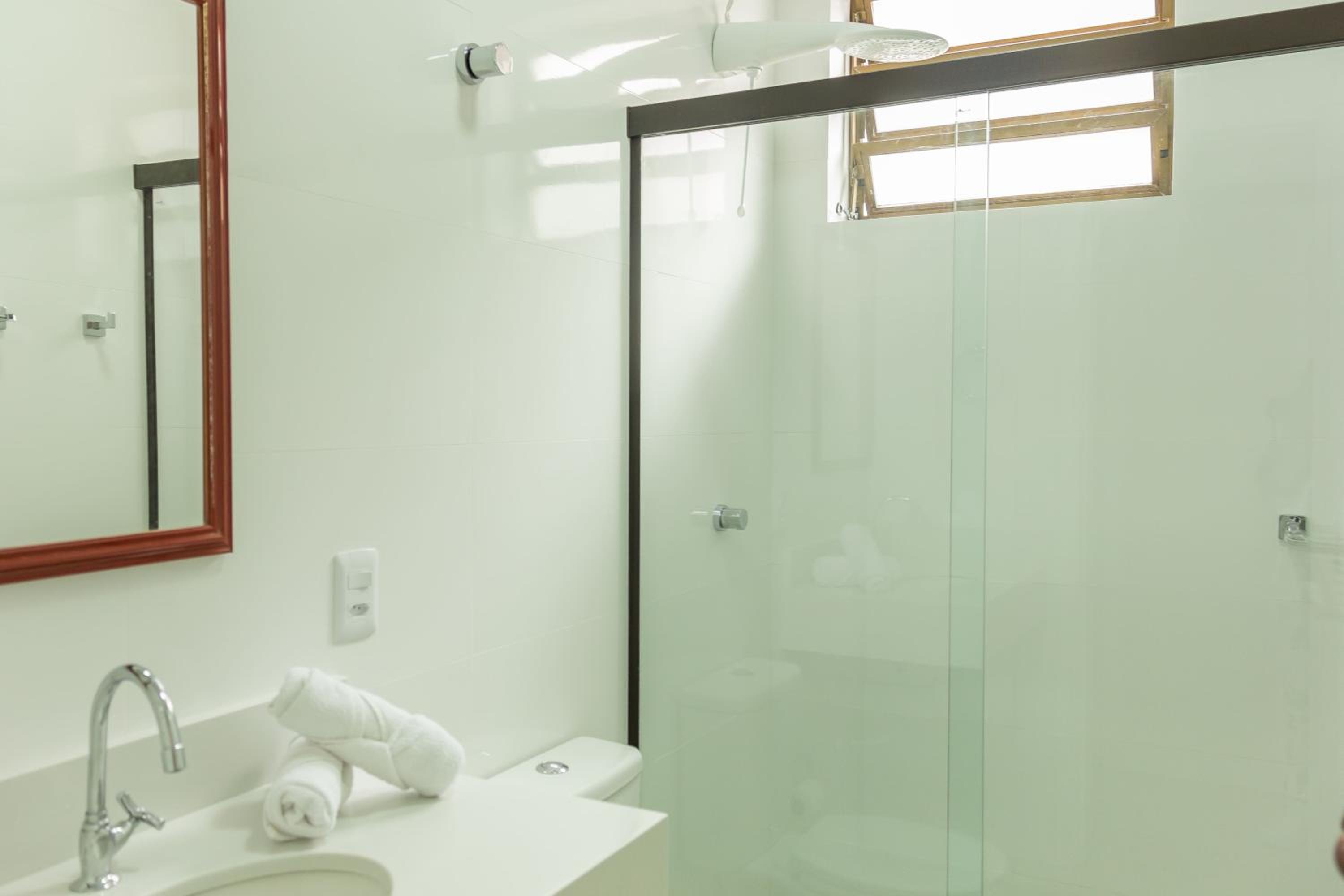 Apartamento Garden com 2 suítes em Jurerê JUR21