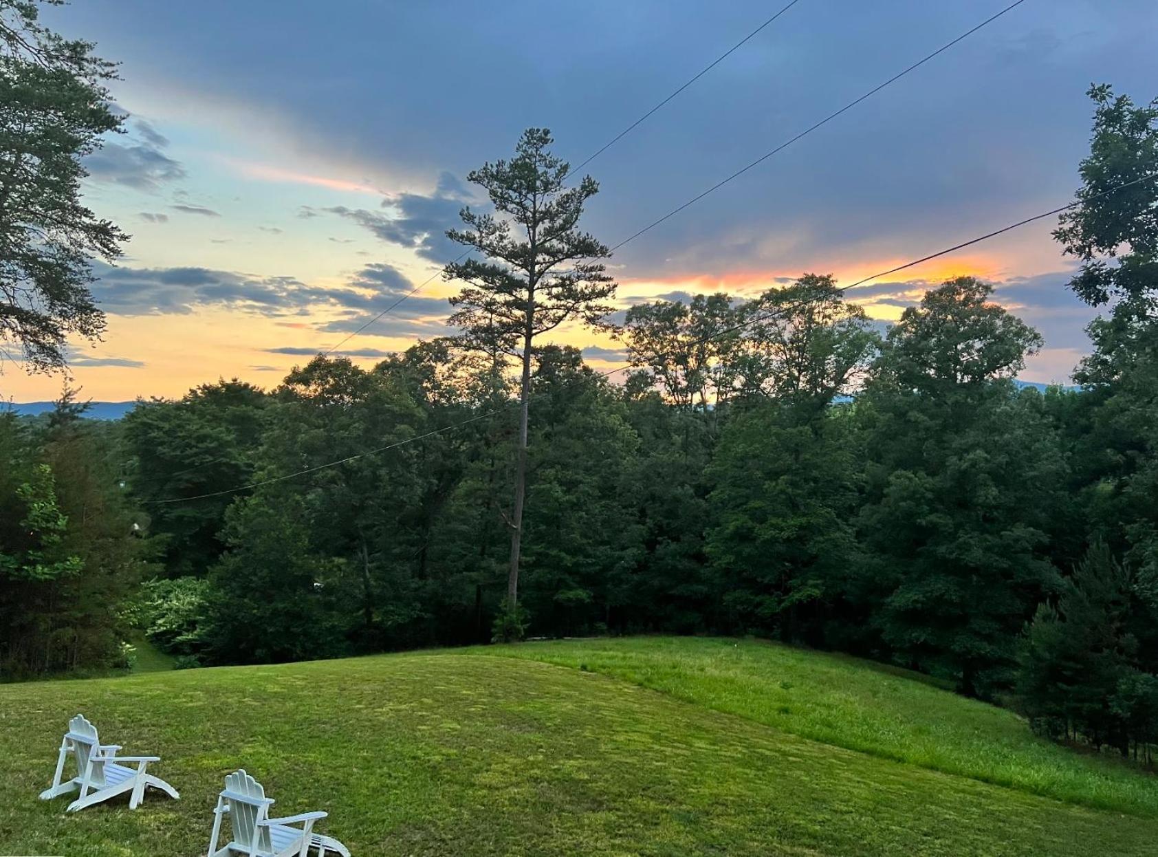 Blueberry Ridge Cottage near Ocoee River Shopping view 3