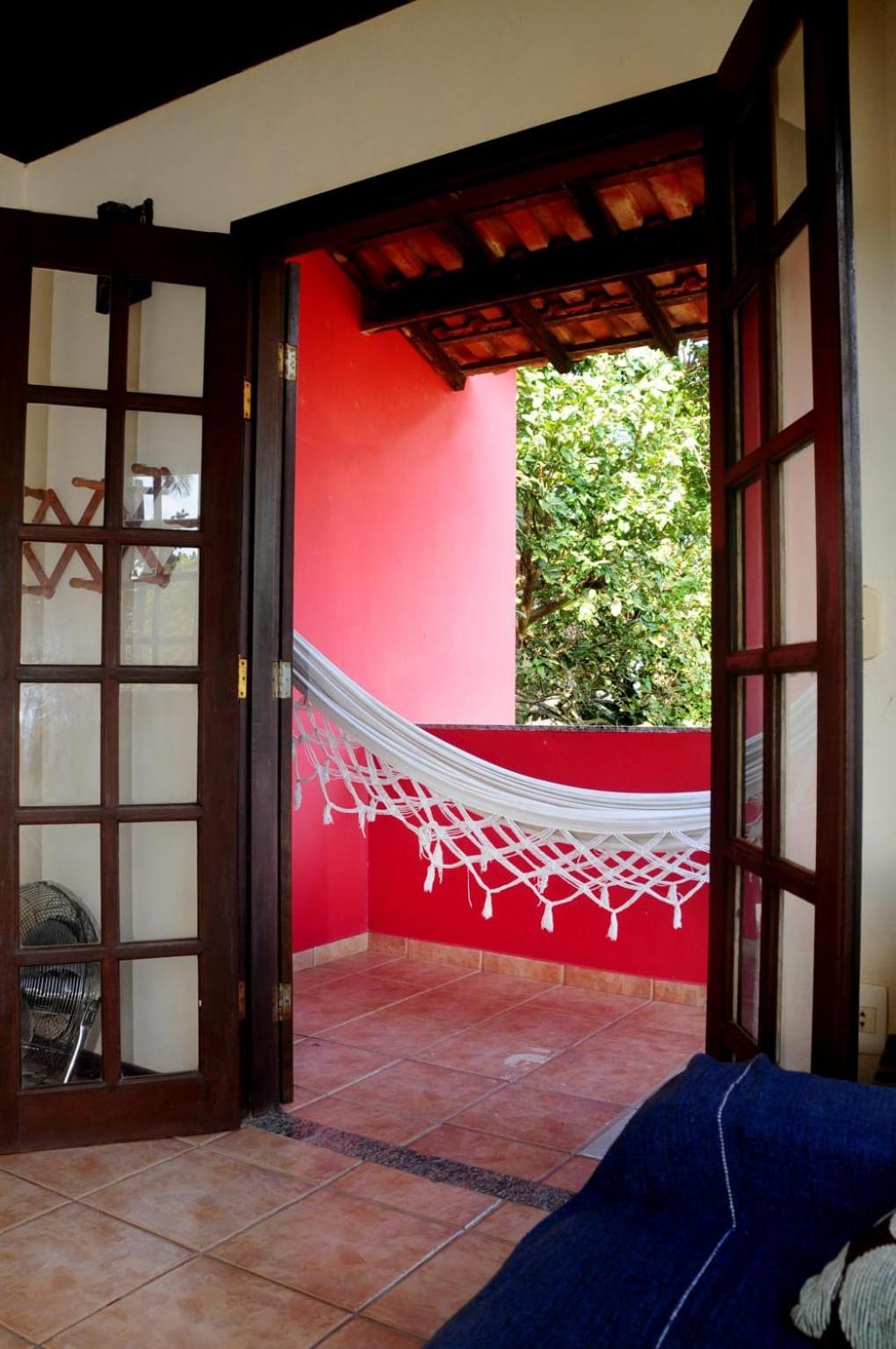 Casa e Jardim em Paraty na praia do Jabaquara