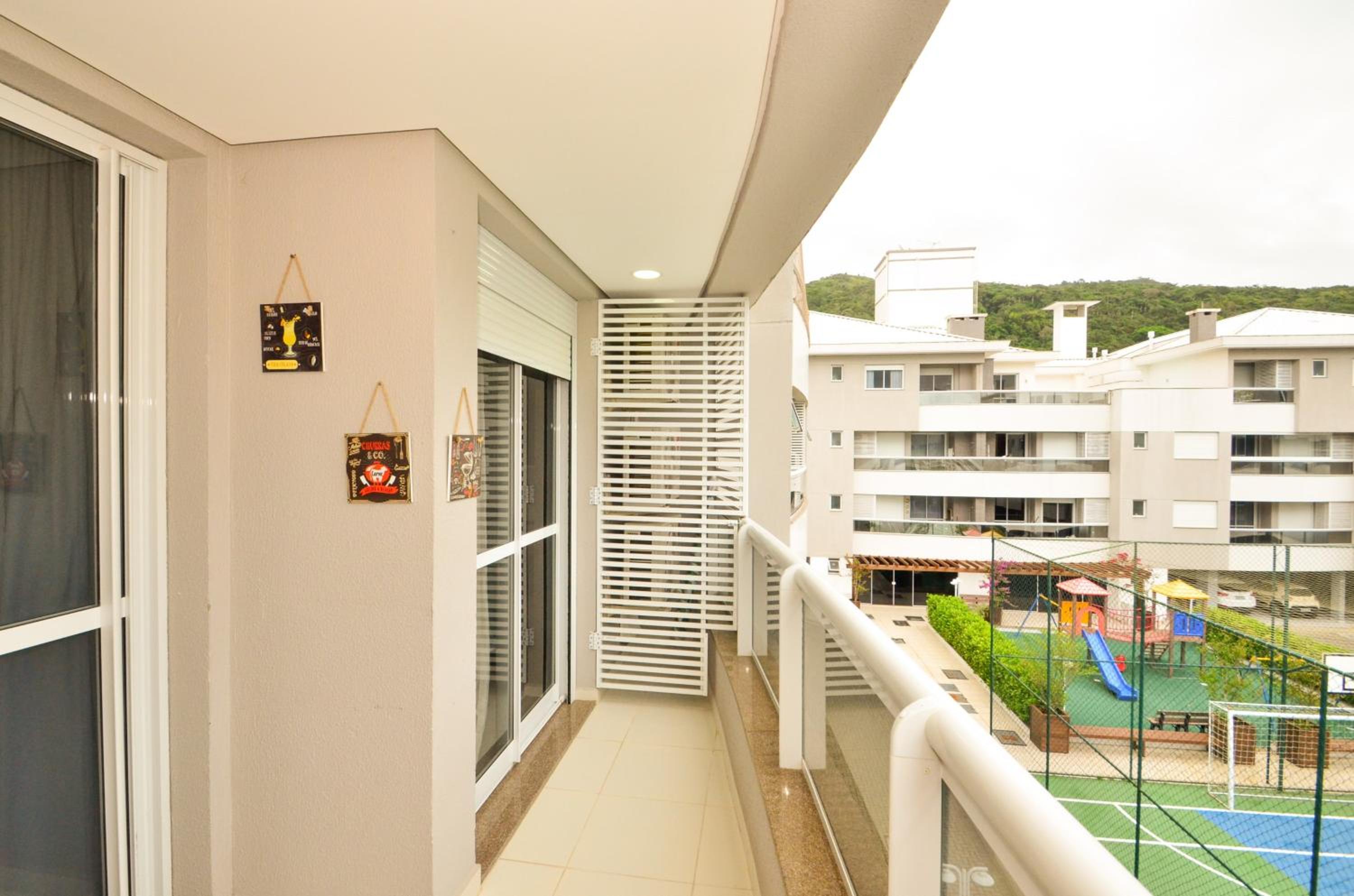 Ap bem decorado, 300m da Praia, InglesesNorte N825