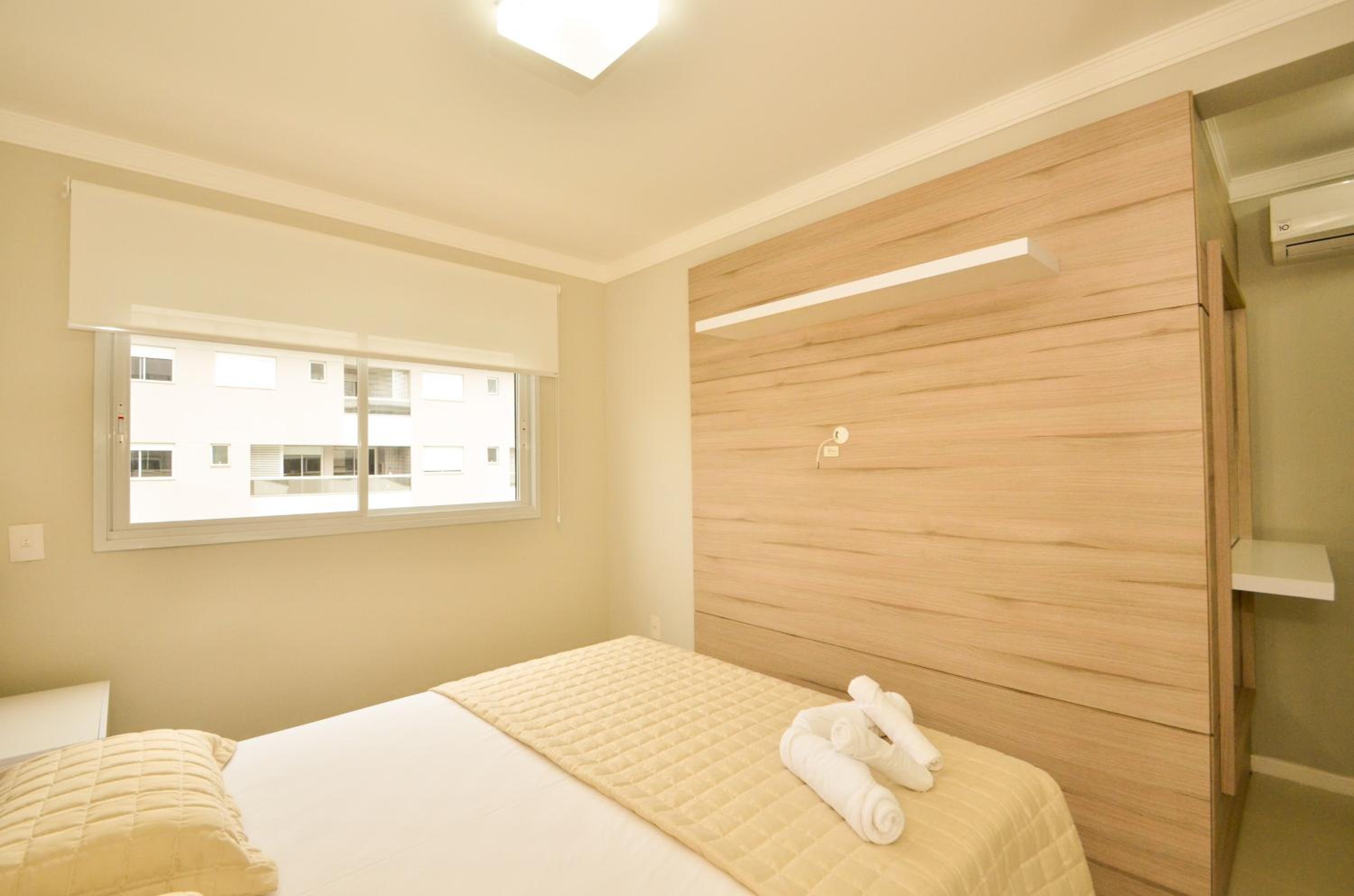 Ap bem decorado, 300m da Praia, InglesesNorte N825