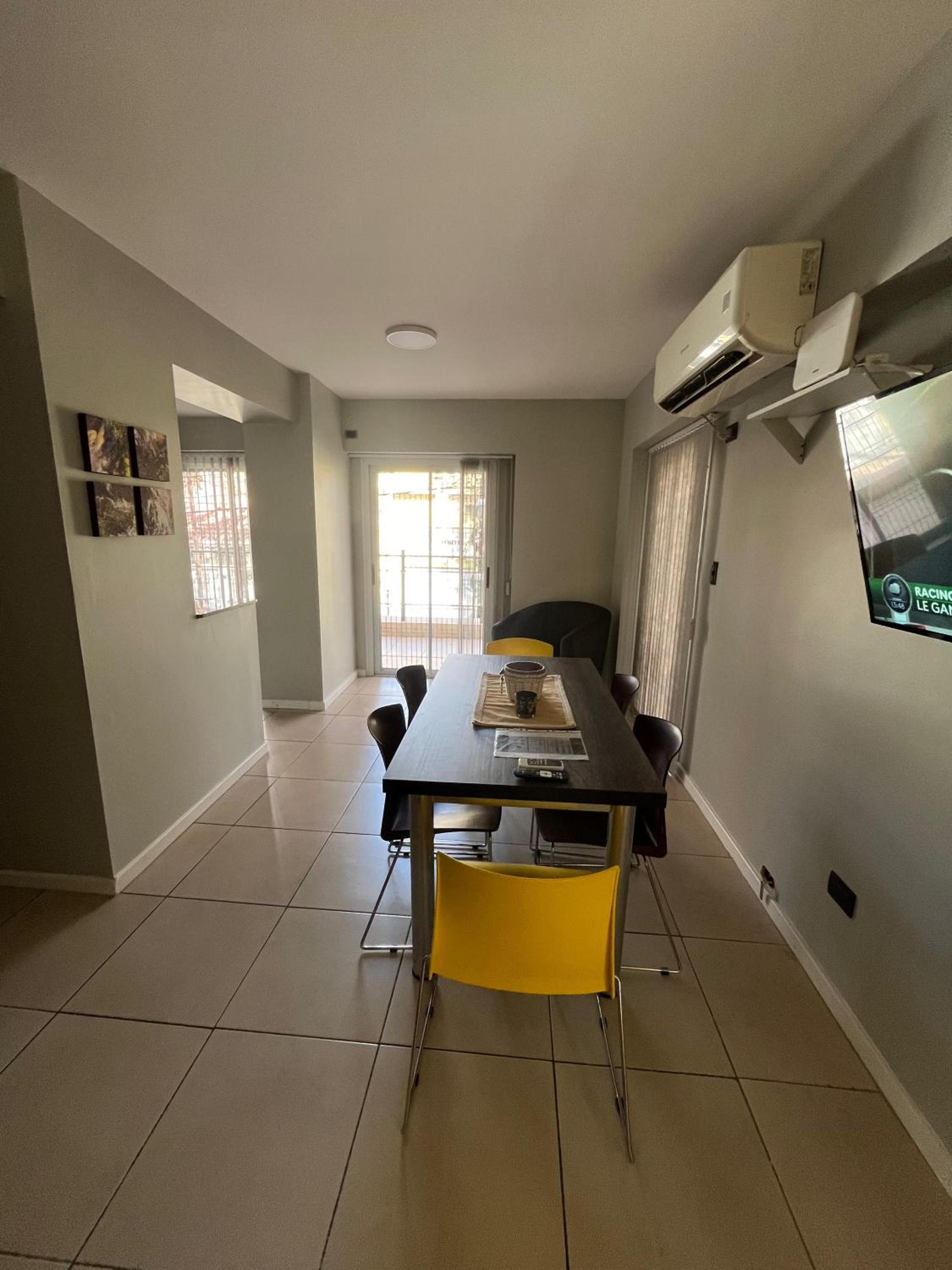 Departamento céntrico con cochera