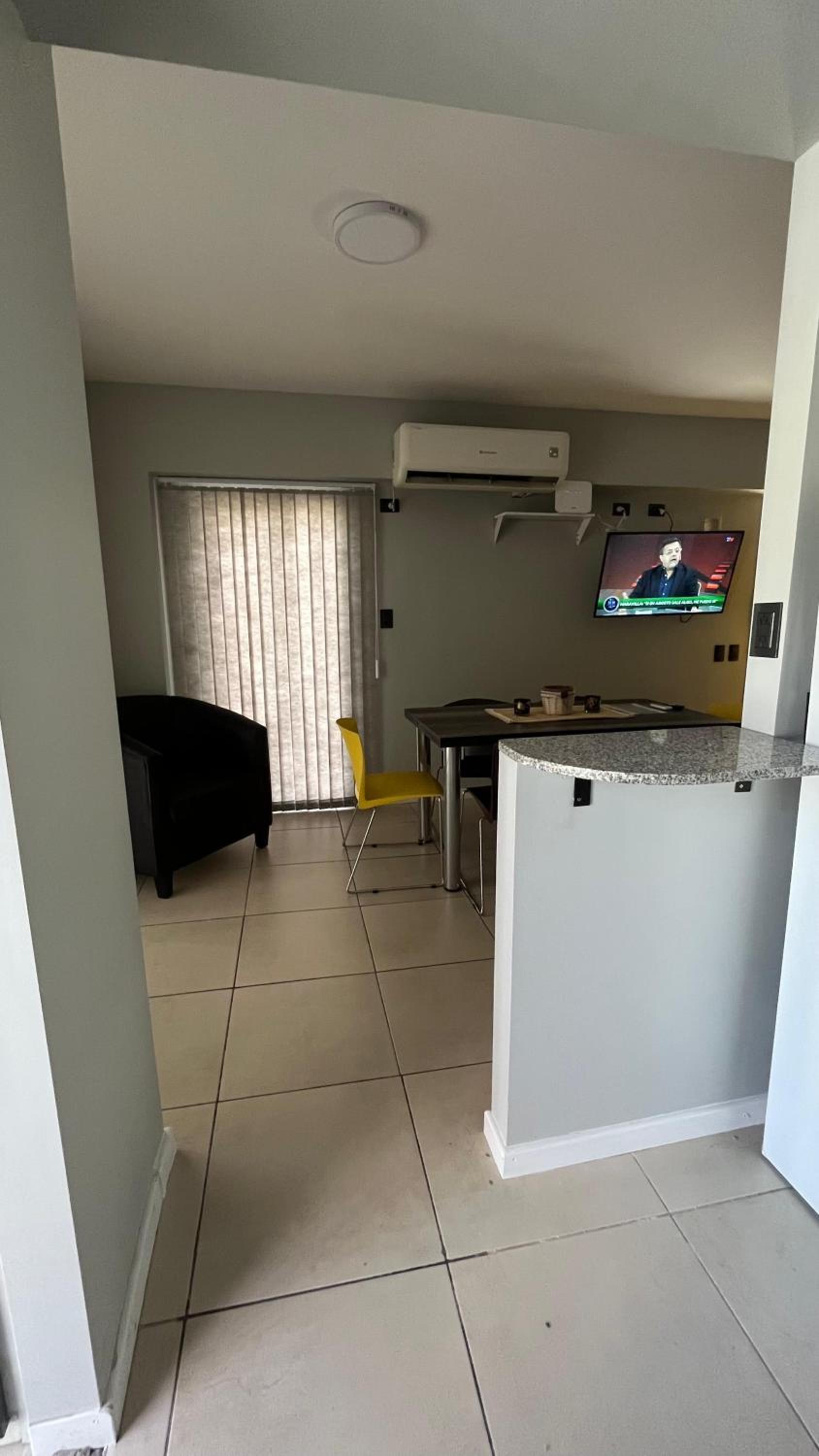 Departamento céntrico con cochera