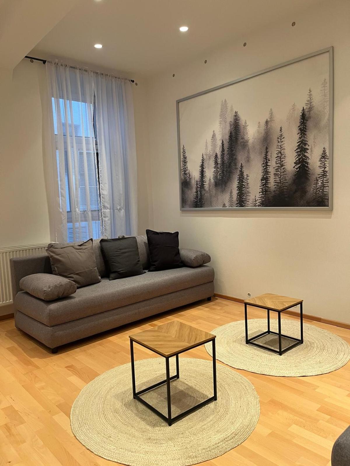 Luxury CityApartment 5