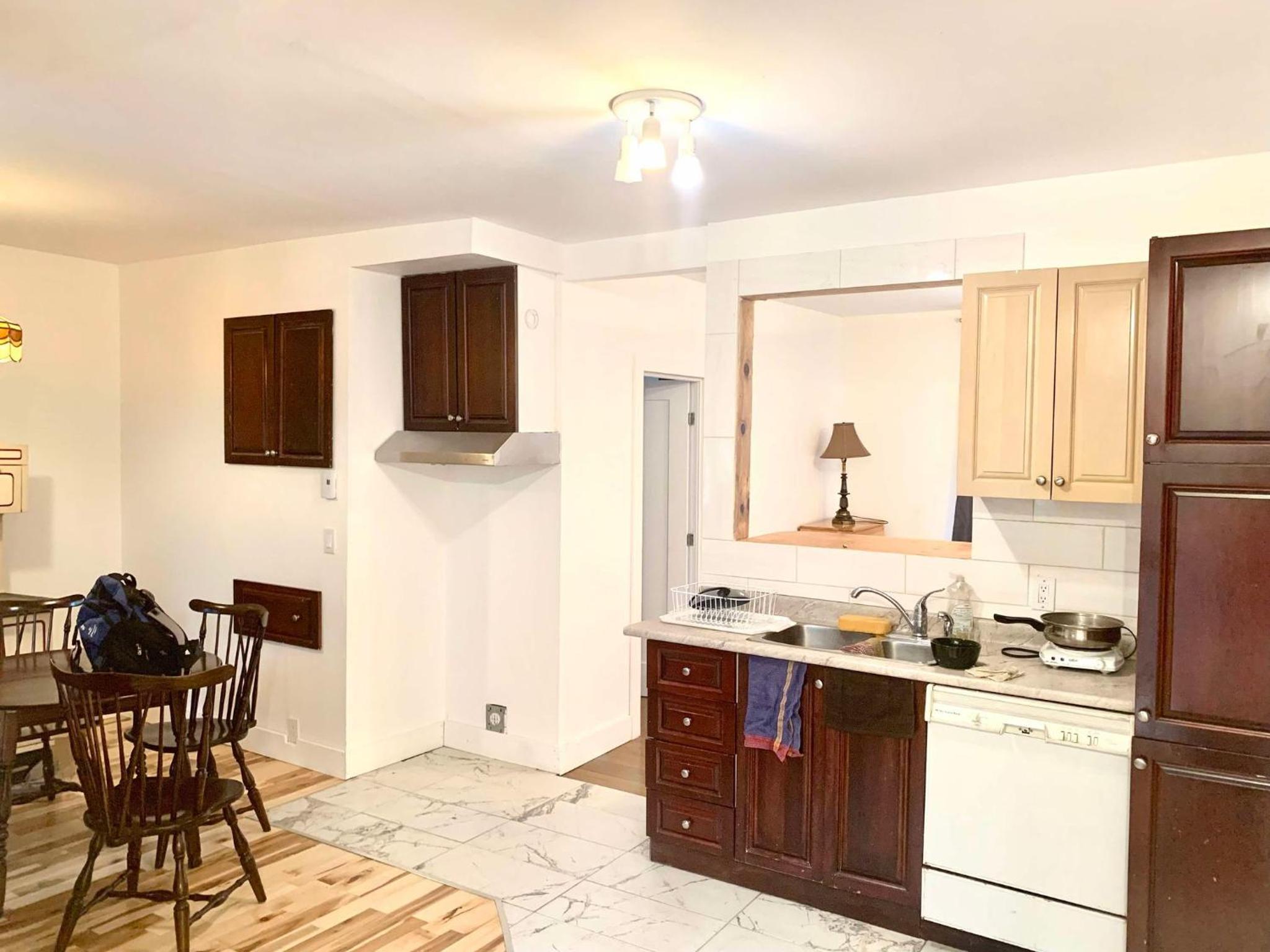 Select Room in 2-Bedroom Apartment, Quebec City
