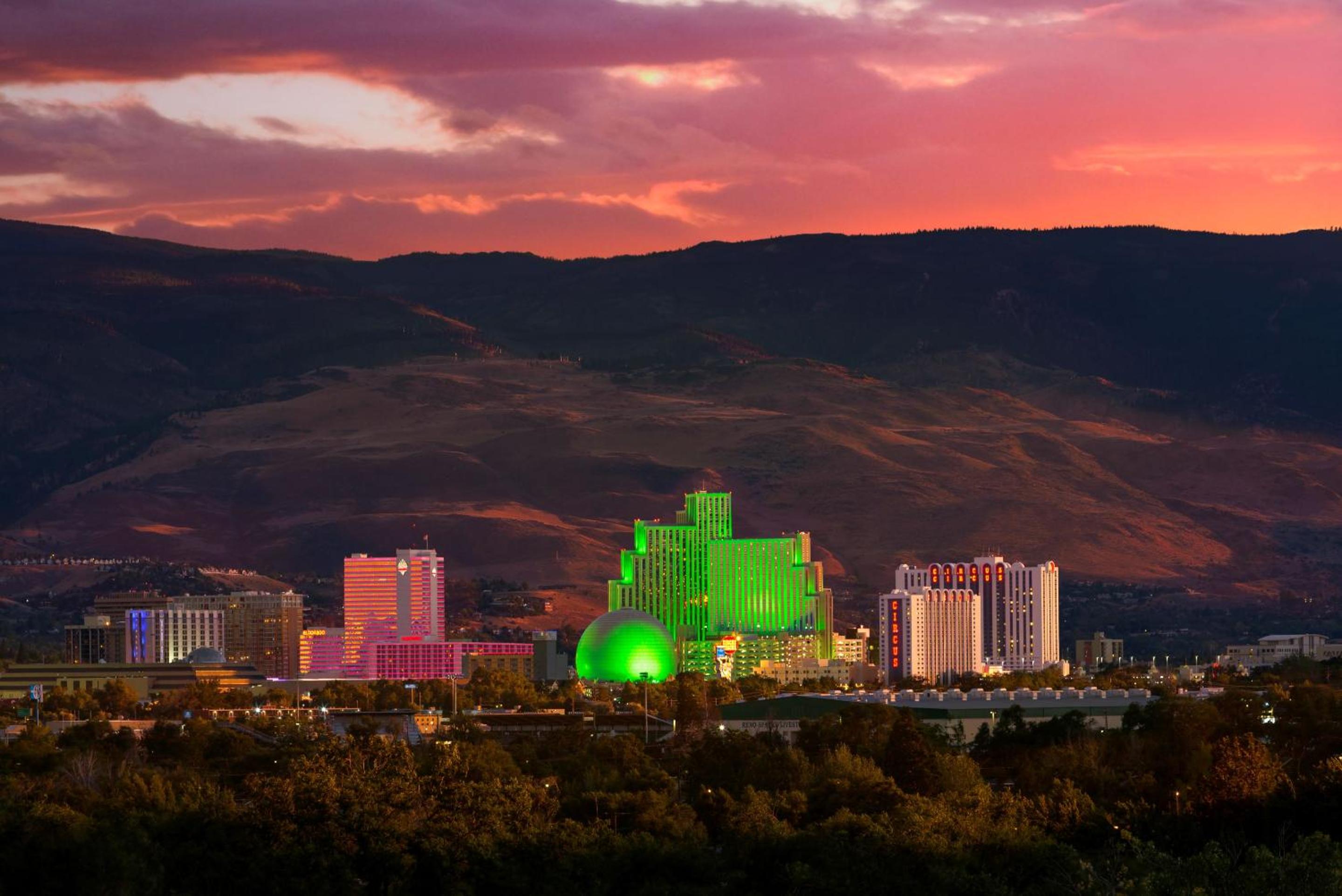 Reno Vacations - Silver Legacy Reno Resort Casino at THE ROW - Property Image 21