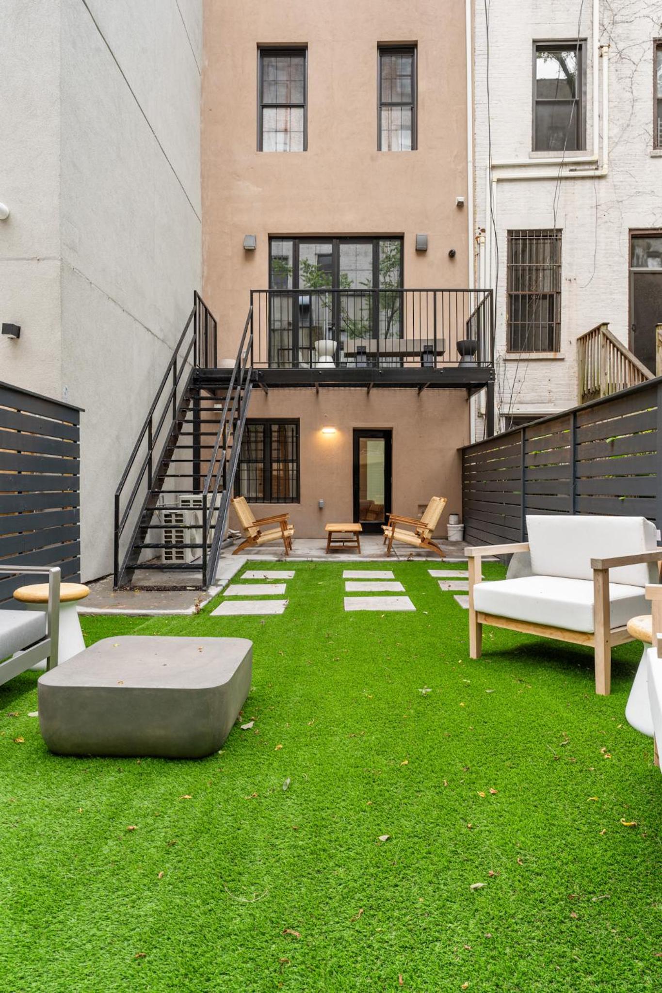 New York City Vacations - Luxurious Harlem Home with Modern Amenities, Outdoor Patio! - Property Image 33