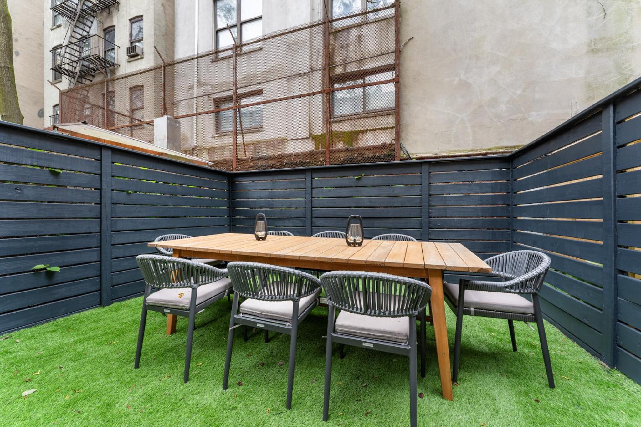 New York City Vacations - Luxurious Harlem Home with Modern Amenities, Outdoor Patio! - Property Image 19
