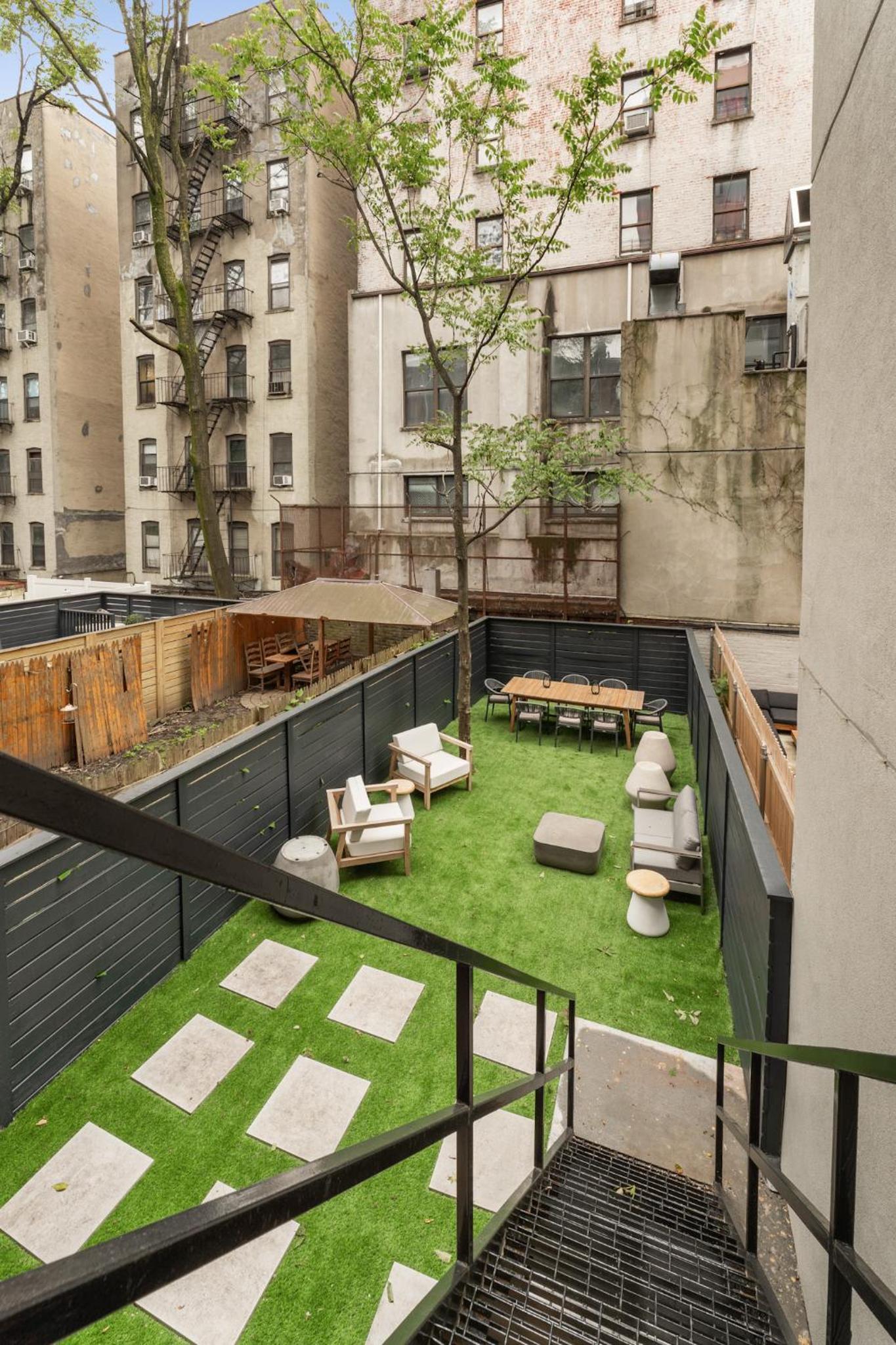 New York City Vacations - Luxurious Harlem Home with Modern Amenities, Outdoor Patio! - Property Image 26