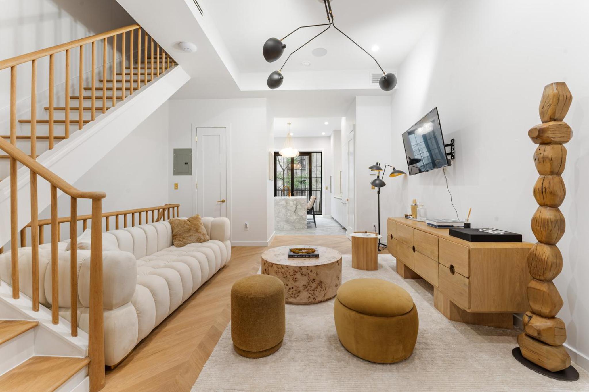 New York City Vacations - Luxurious Harlem Home with Modern Amenities, Outdoor Patio! - Property Image 31