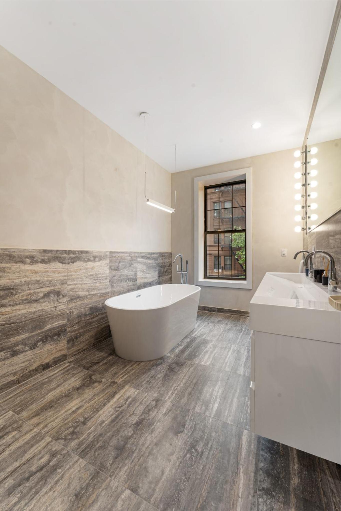 New York City Vacations - Luxurious Harlem Home with Modern Amenities, Outdoor Patio! - Property Image 60
