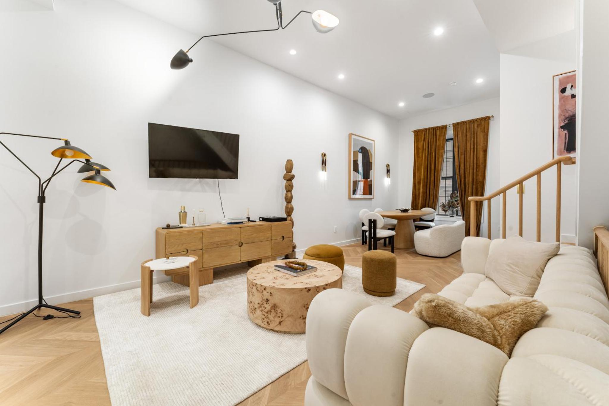 New York City Vacations - Luxurious Harlem Home with Modern Amenities, Outdoor Patio! - Property Image 37