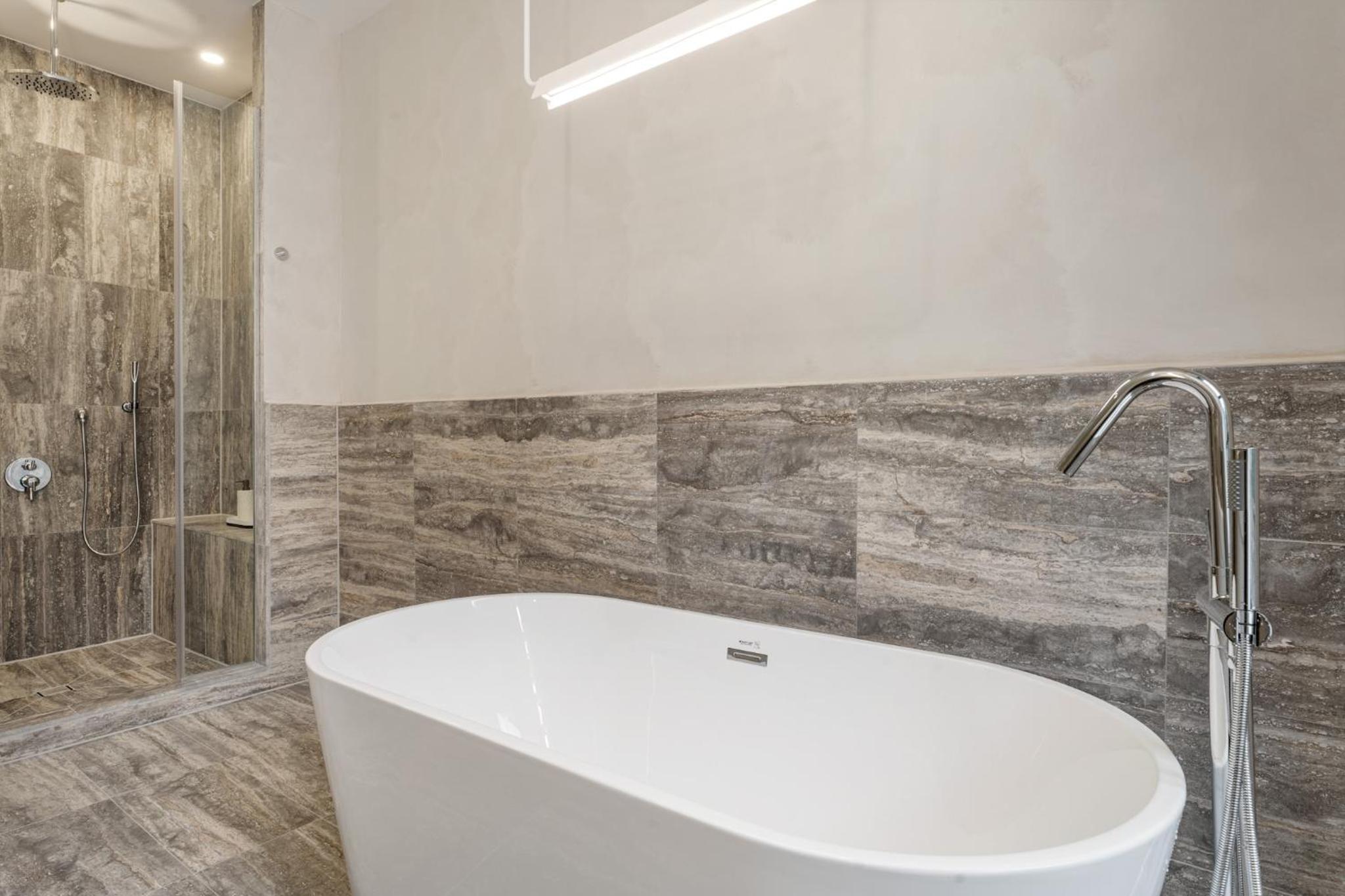 New York City Vacations - Luxurious Harlem Home with Modern Amenities, Outdoor Patio! - Property Image 12