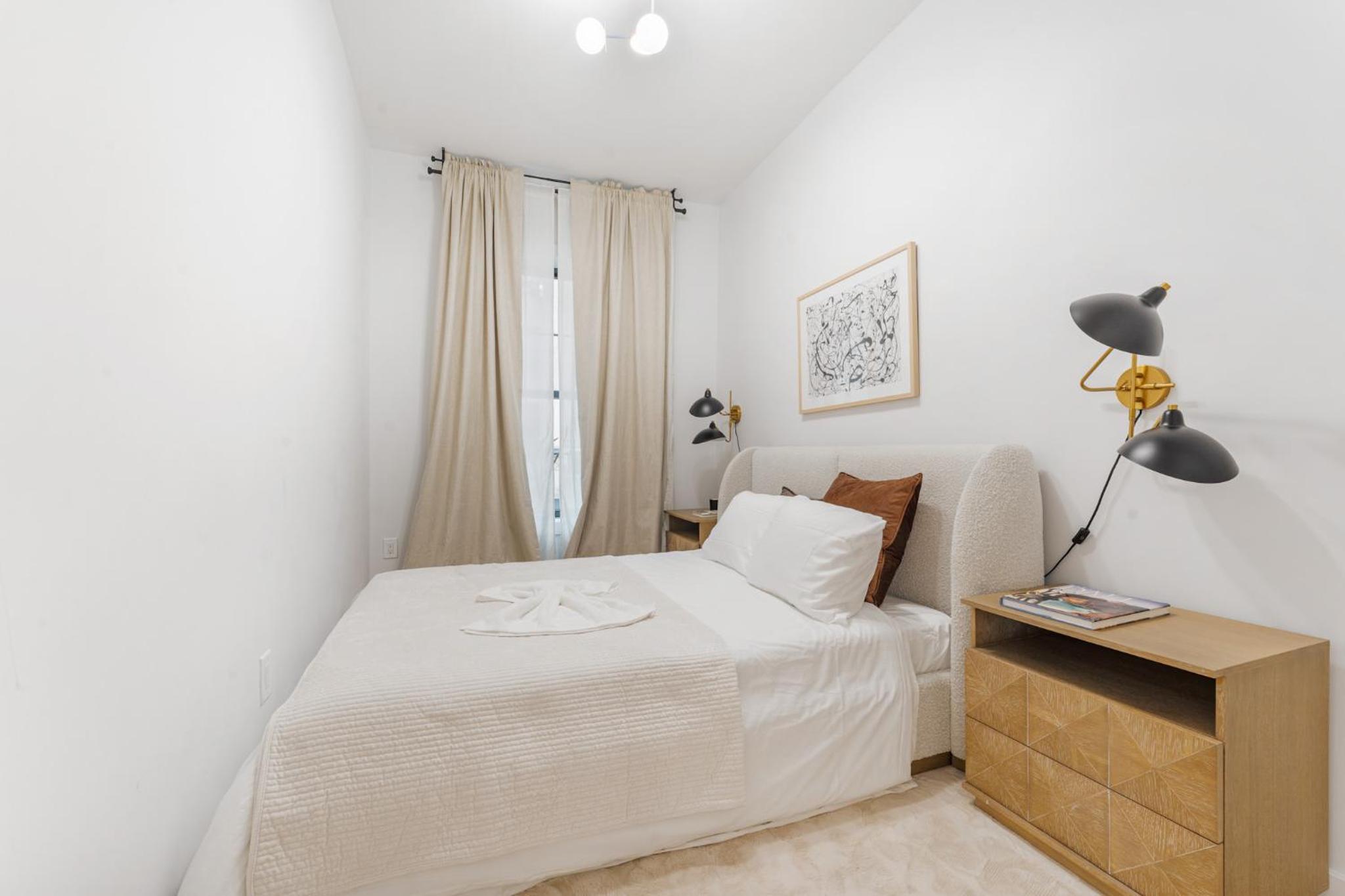 New York City Vacations - Luxurious Harlem Home with Modern Amenities, Outdoor Patio! - Property Image 47