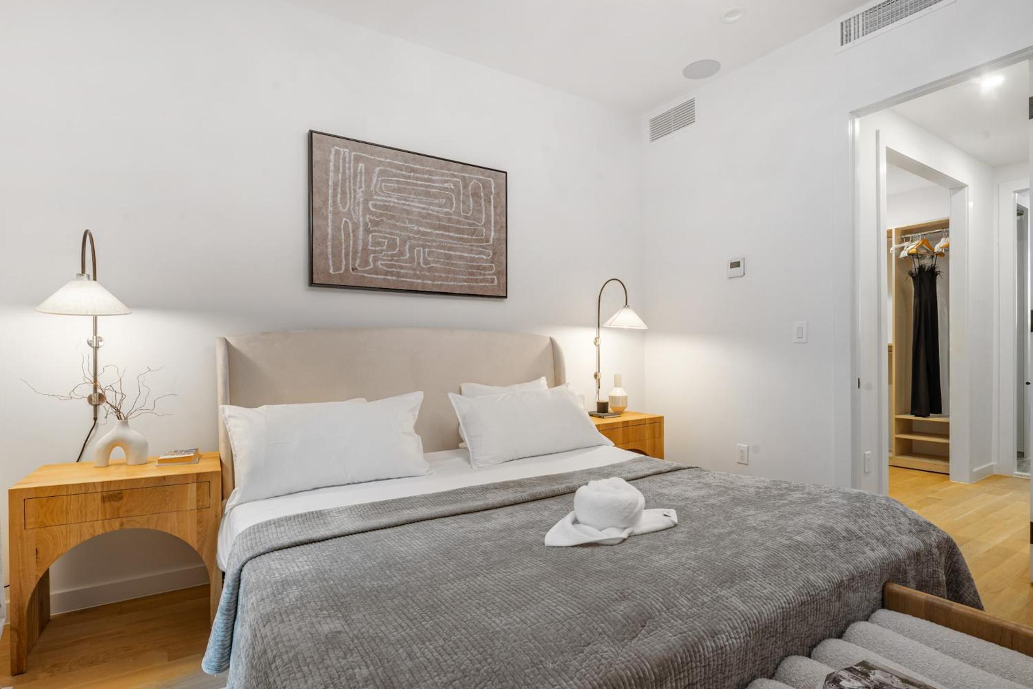 New York City Vacations - Luxurious Harlem Home with Modern Amenities, Outdoor Patio! - Property Image 42