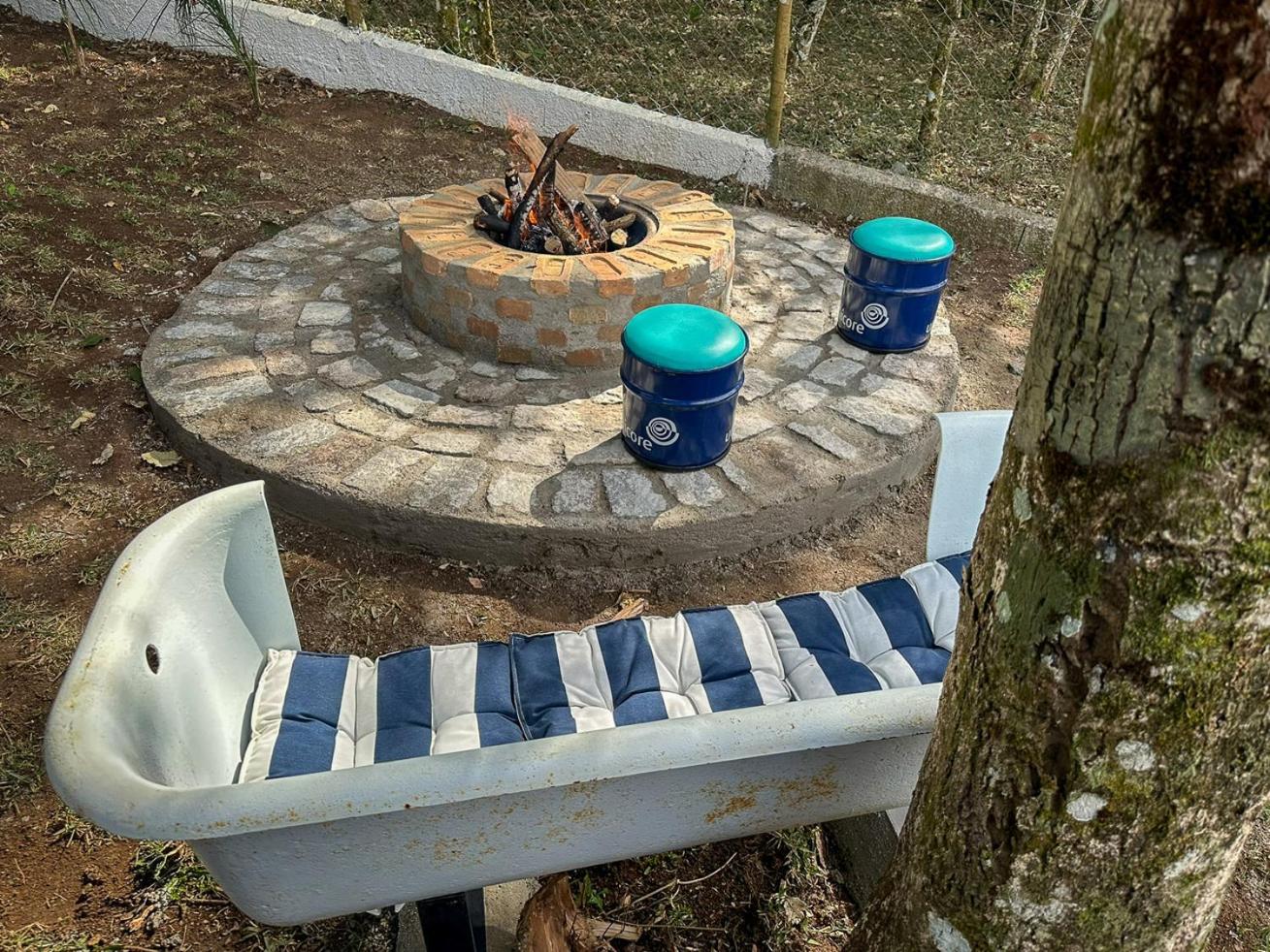 Cabana com jacuzzi e churrasqueira - Ibiuna SP
