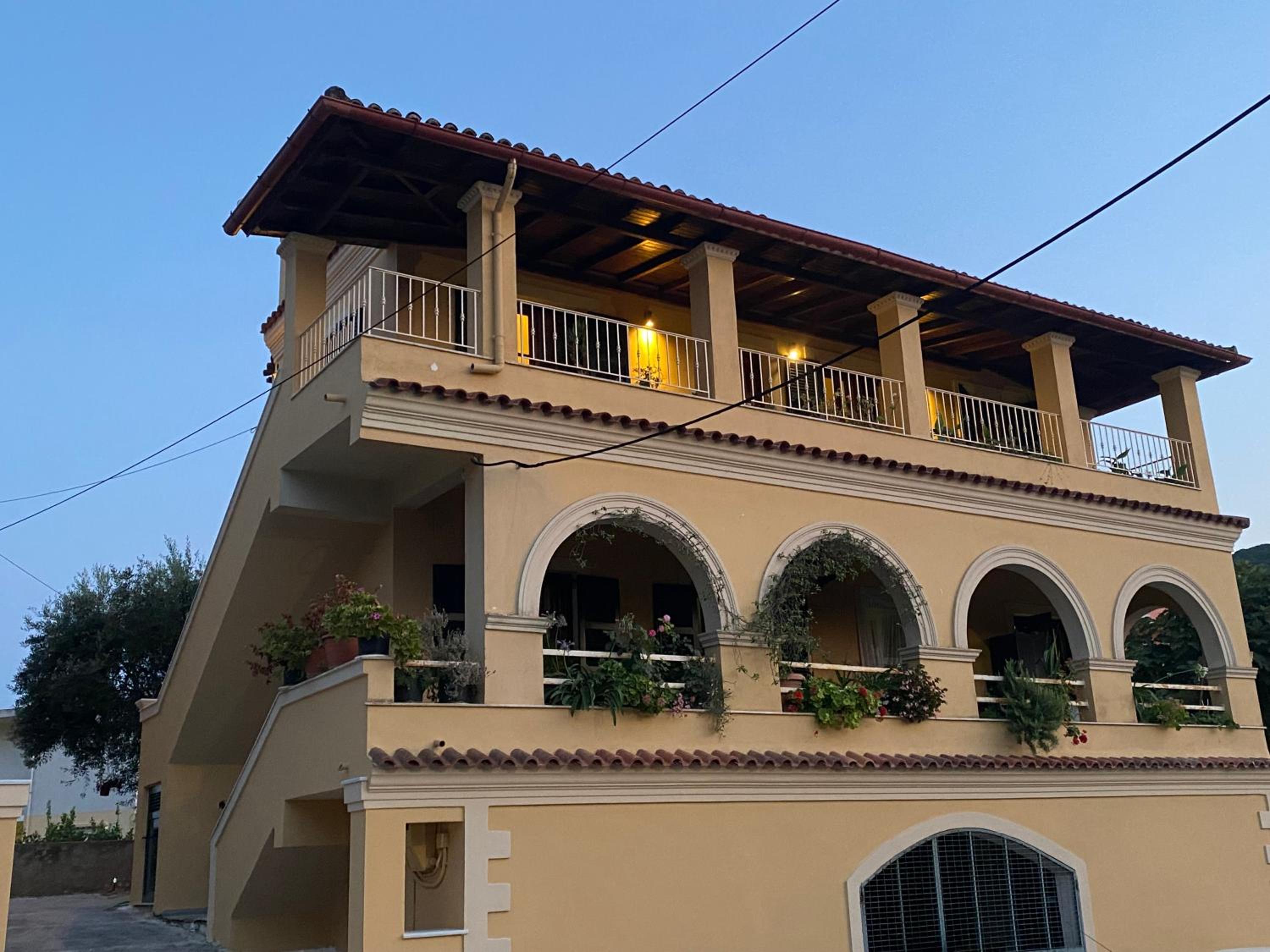 Alexandra's Boutique House