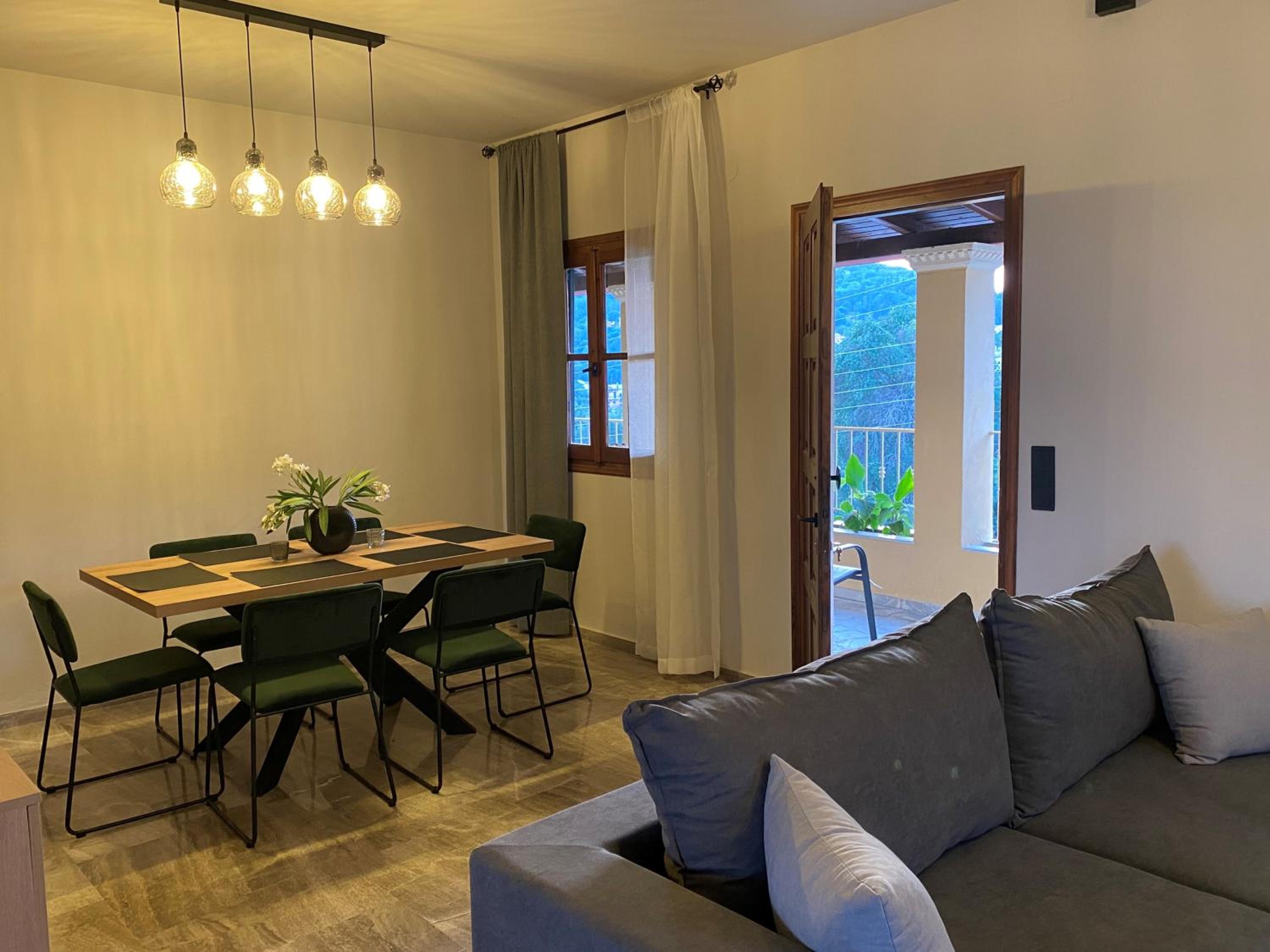 Alexandra's Boutique House