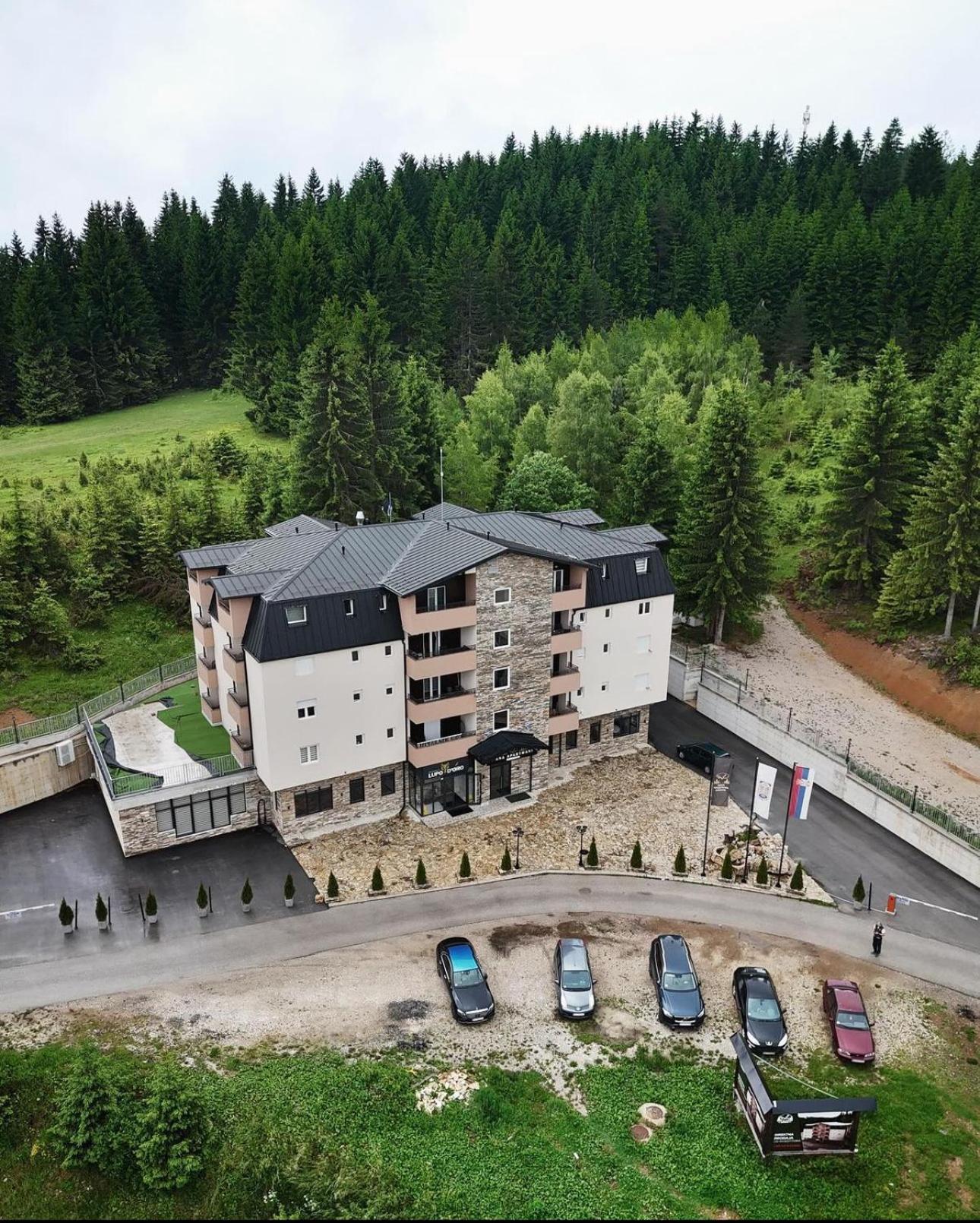Nana Apartmani