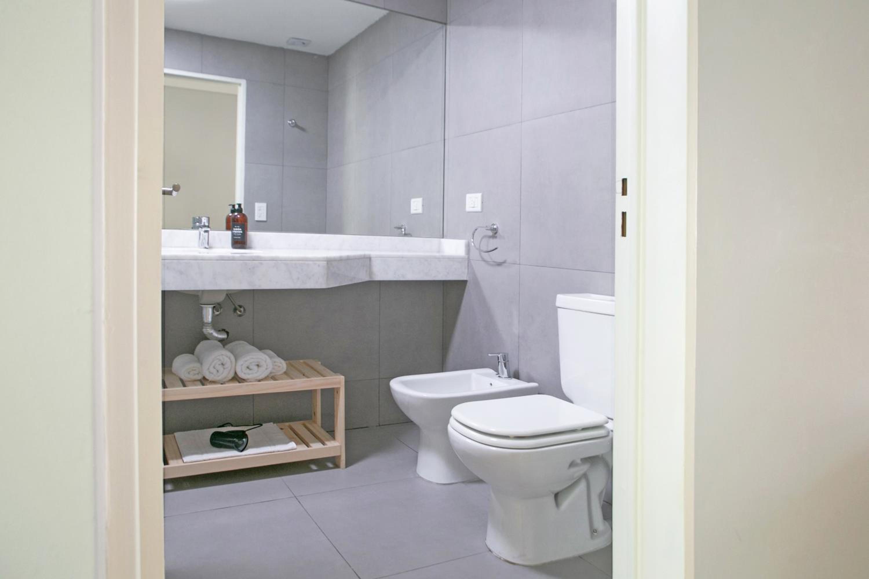 Departamento en Almagro a pasos del Hospital -G21-