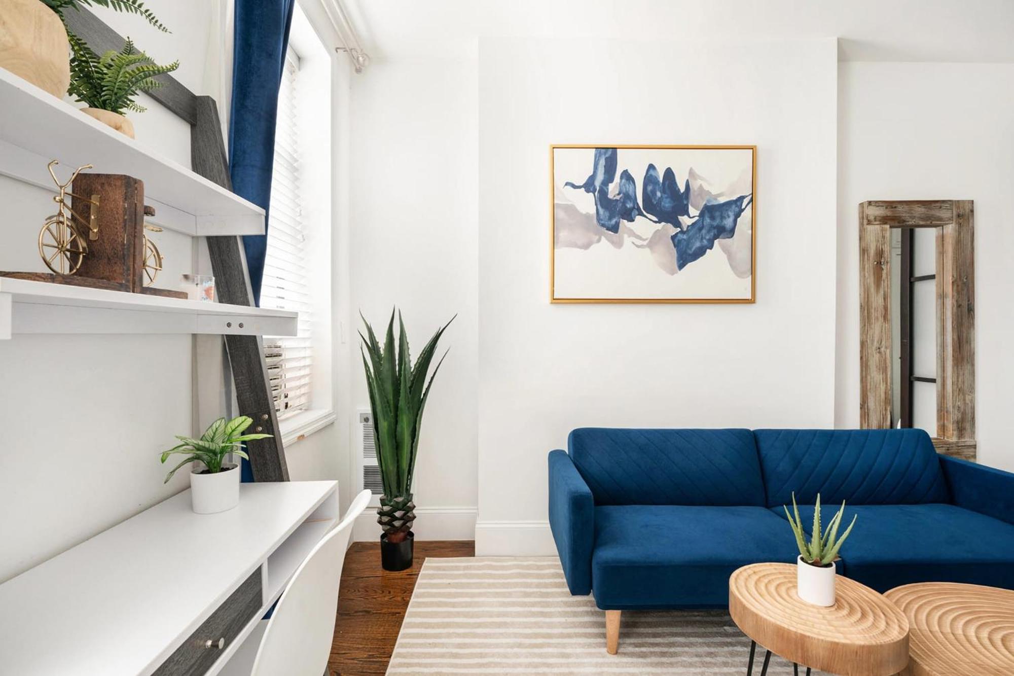 69-2B Prime Lower East East BRAND NEW 1br Apt