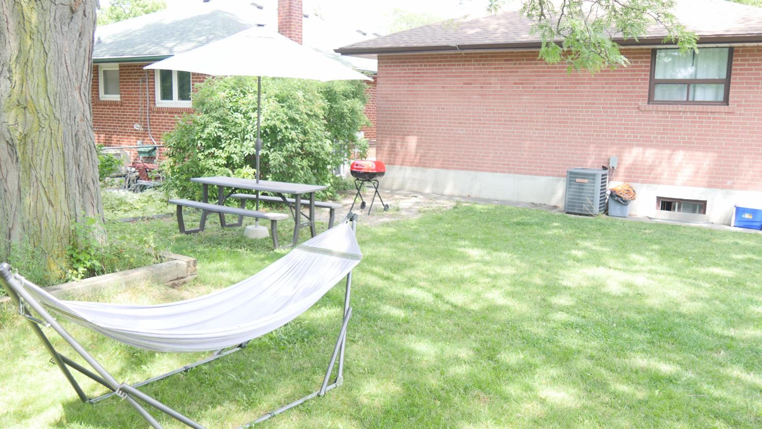 Richview Gardens Suite, 3-bdr