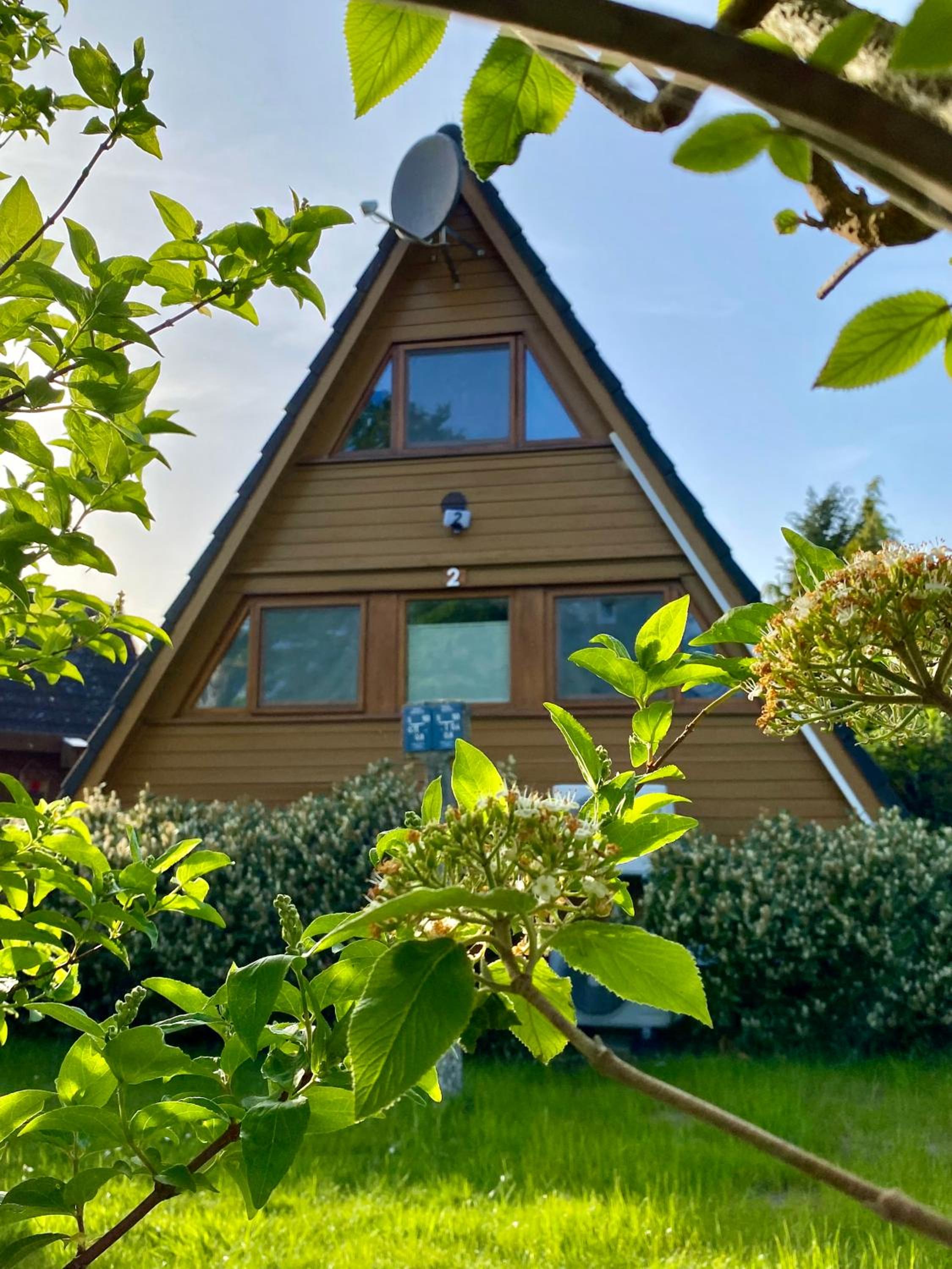 NiKoPes Triangle Vacation Home