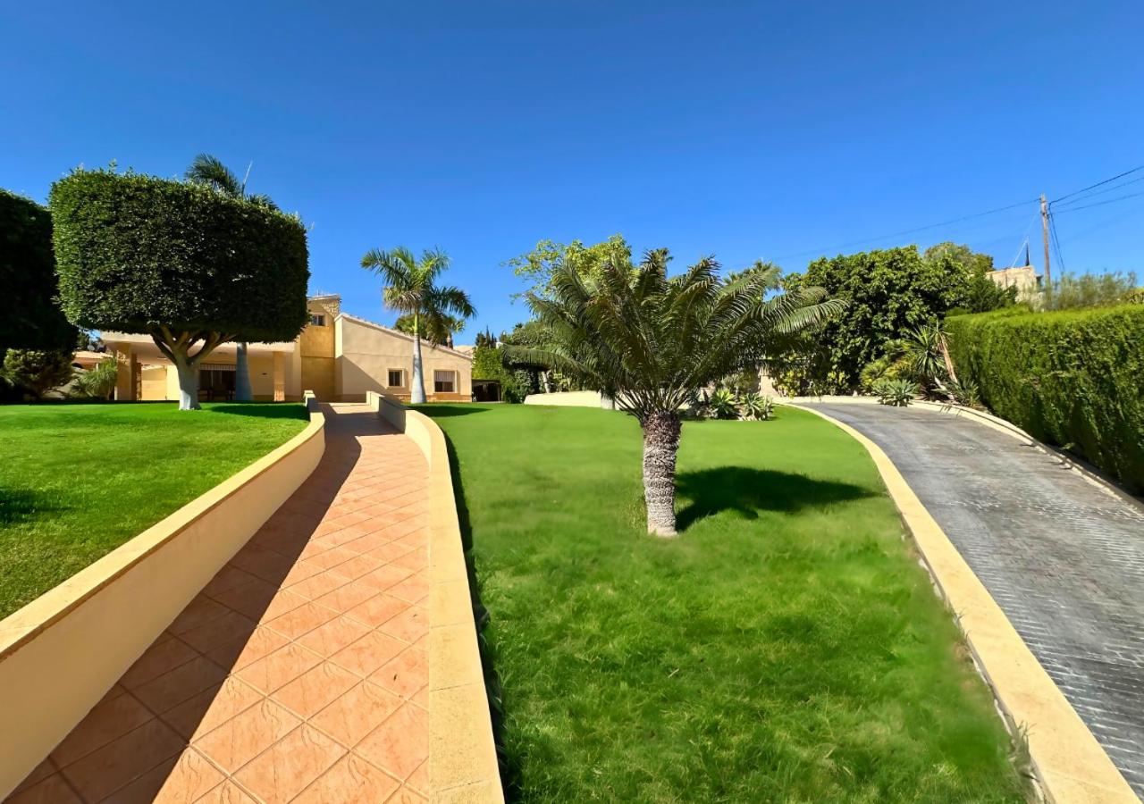 Villa Bonavista: Exclusiva Villa Privada en Elche