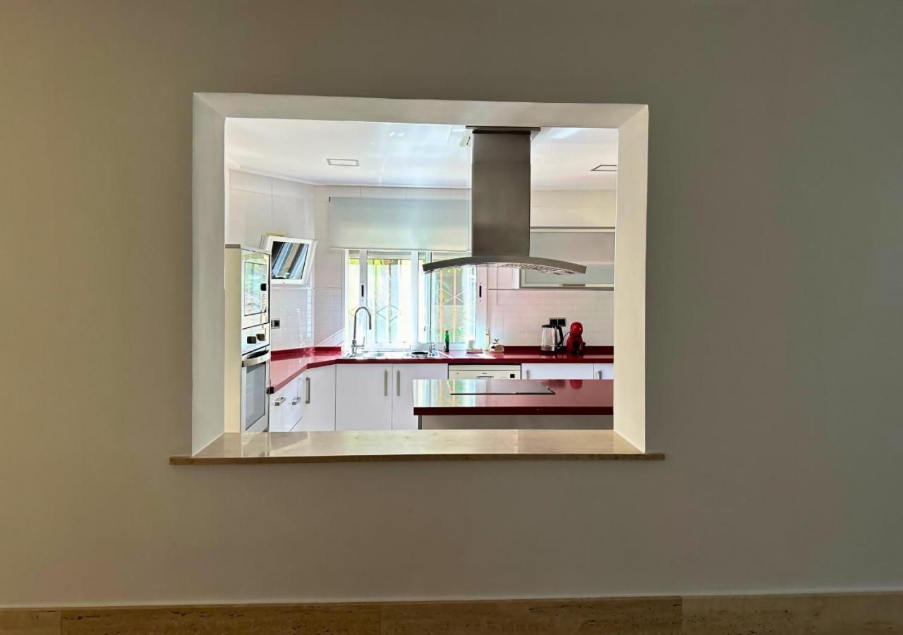 Villa Bonavista: Exclusiva Villa Privada en Elche