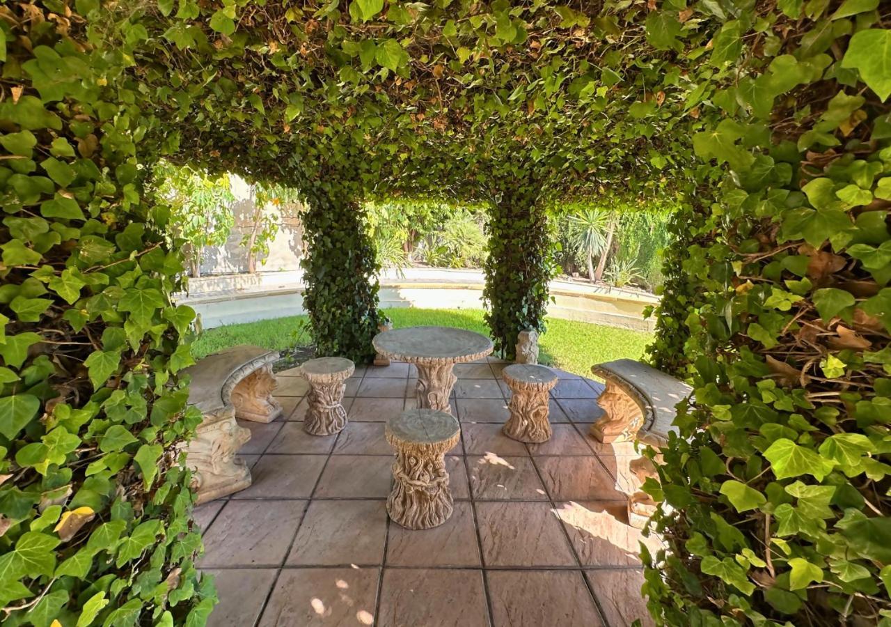Villa Bonavista: Exclusiva Villa Privada en Elche