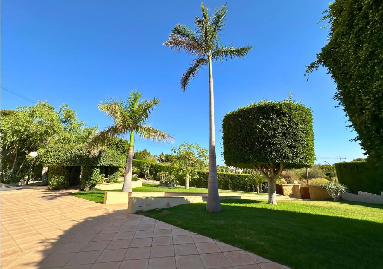 Villa Bonavista: Exclusiva Villa Privada en Elche