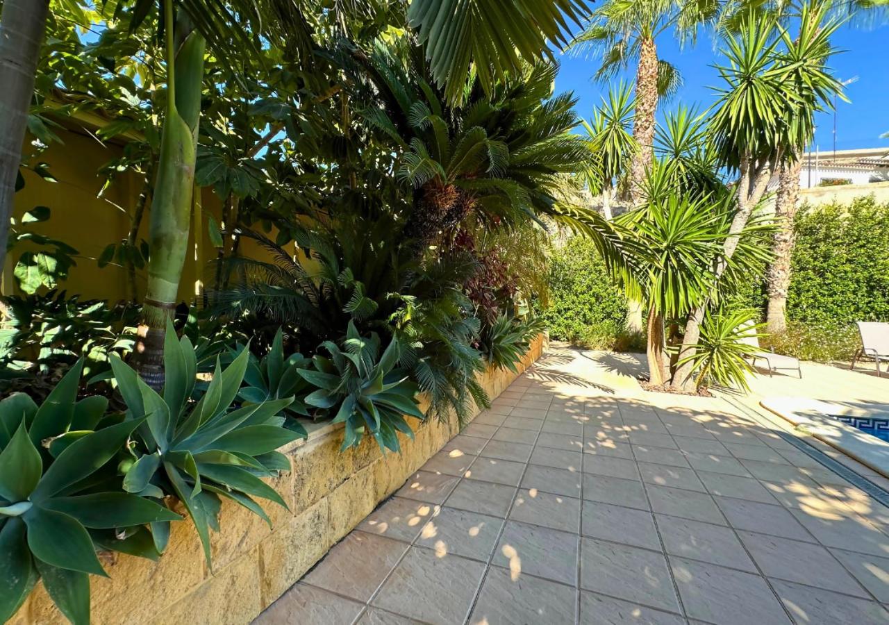 Villa Bonavista: Exclusiva Villa Privada en Elche
