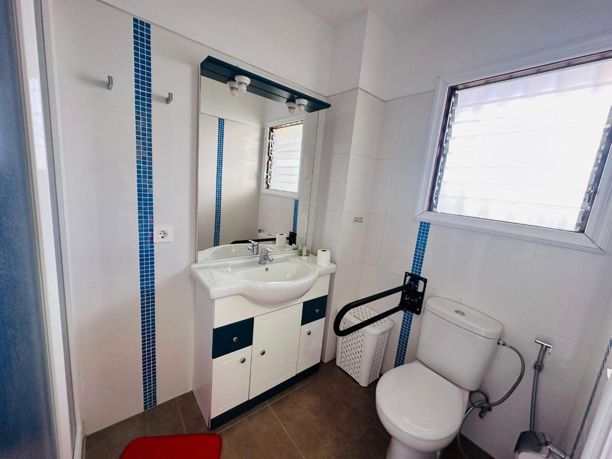 Cozy 2-Bed & Sofa-bed Studio - Pool Wifi Pets view 5