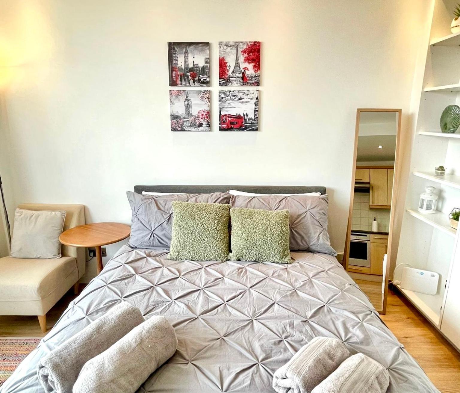 Charming Chelsea Studio, Harrods, Central London