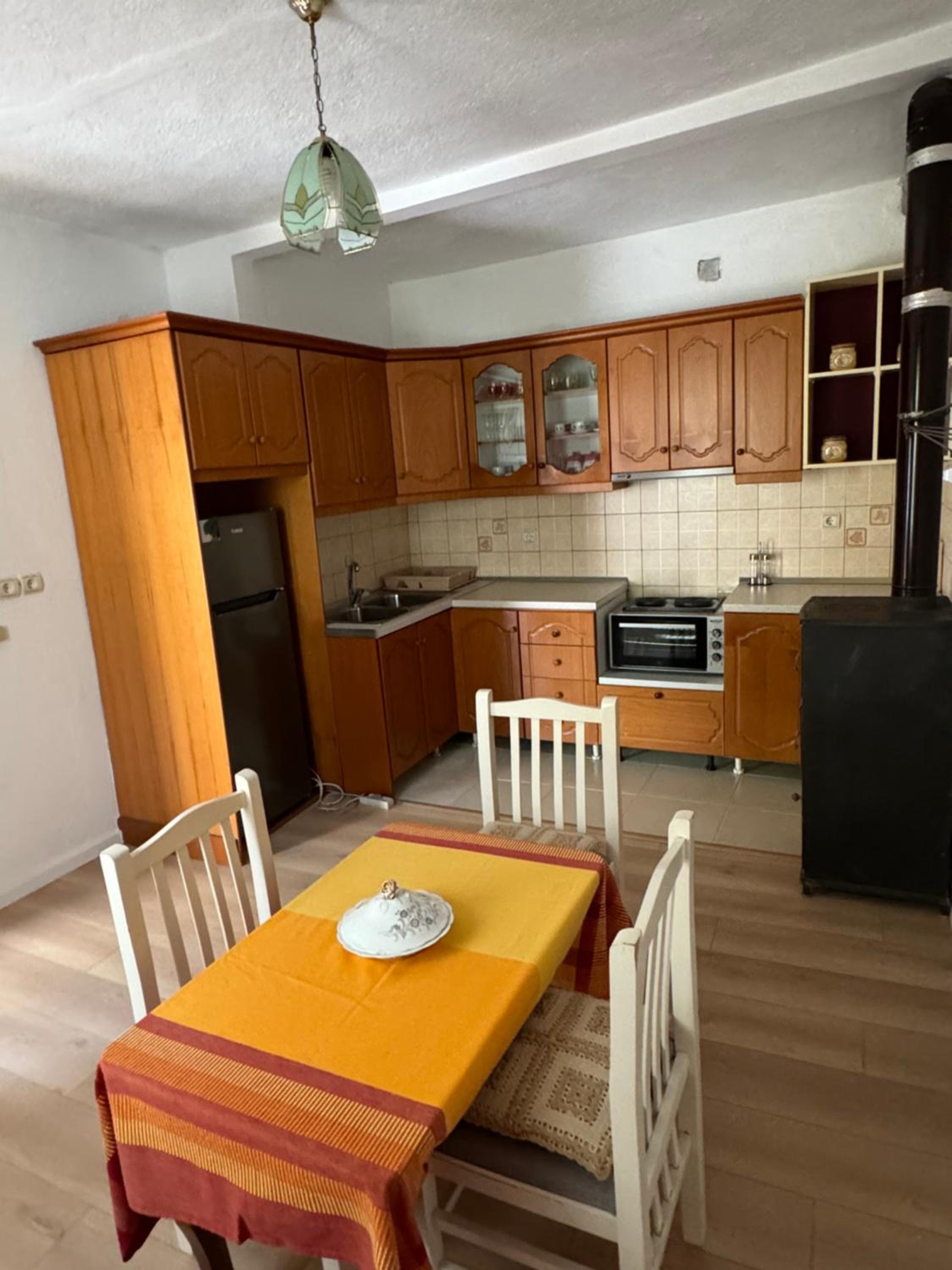 Alesio House