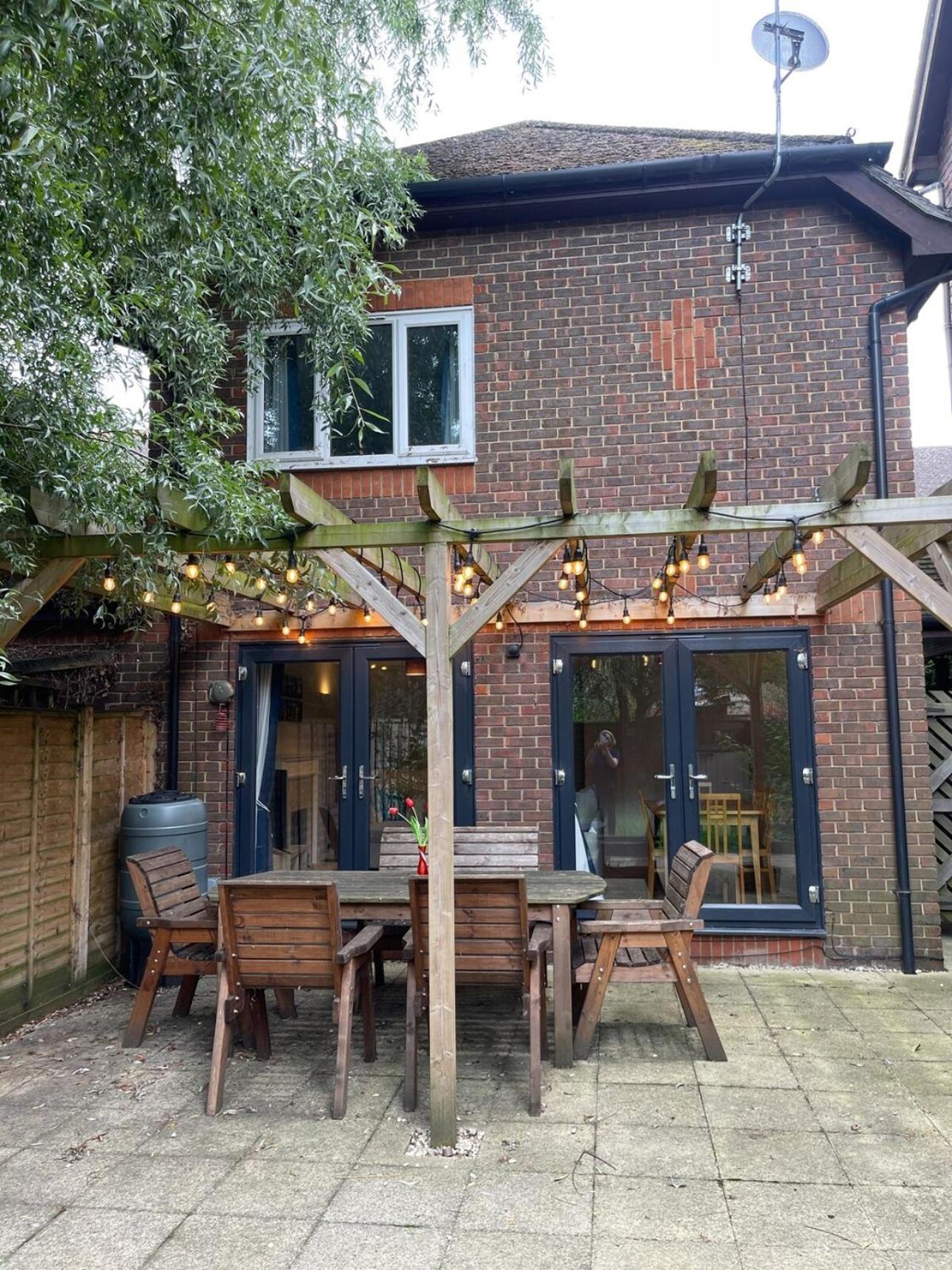 Amazing City Location-close To River- Large Home view 2