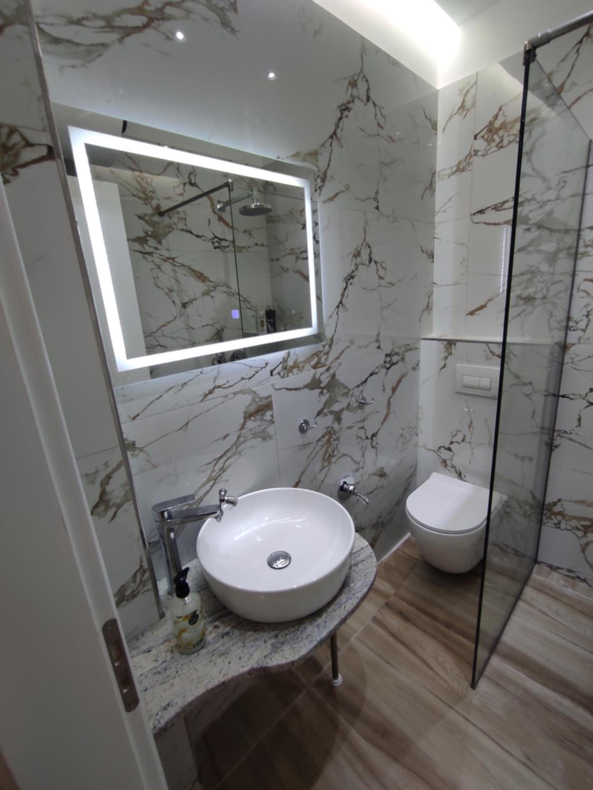 Floer Apartment Sarande