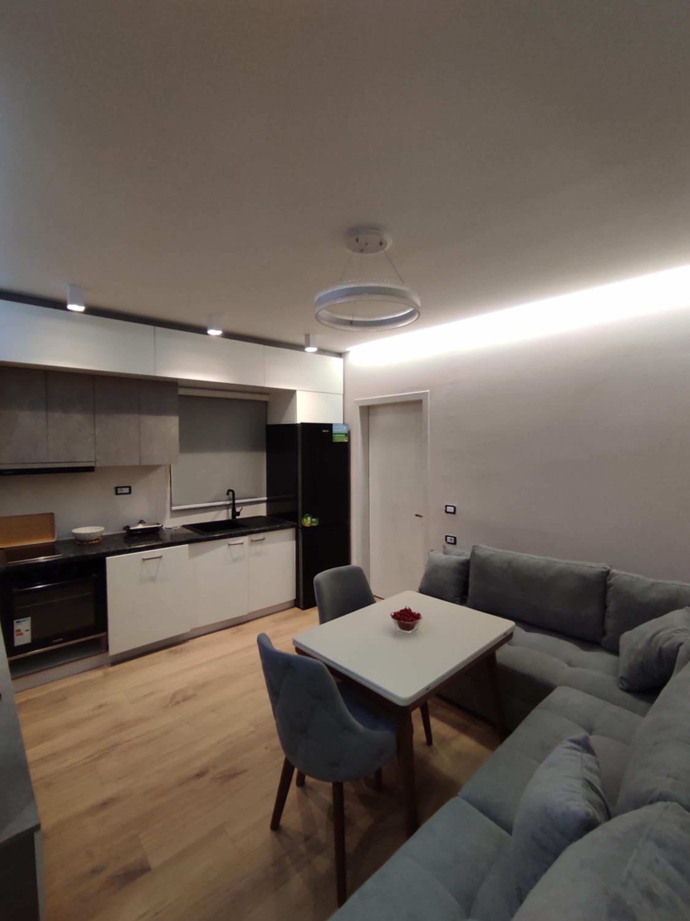 Floer Apartment Sarande