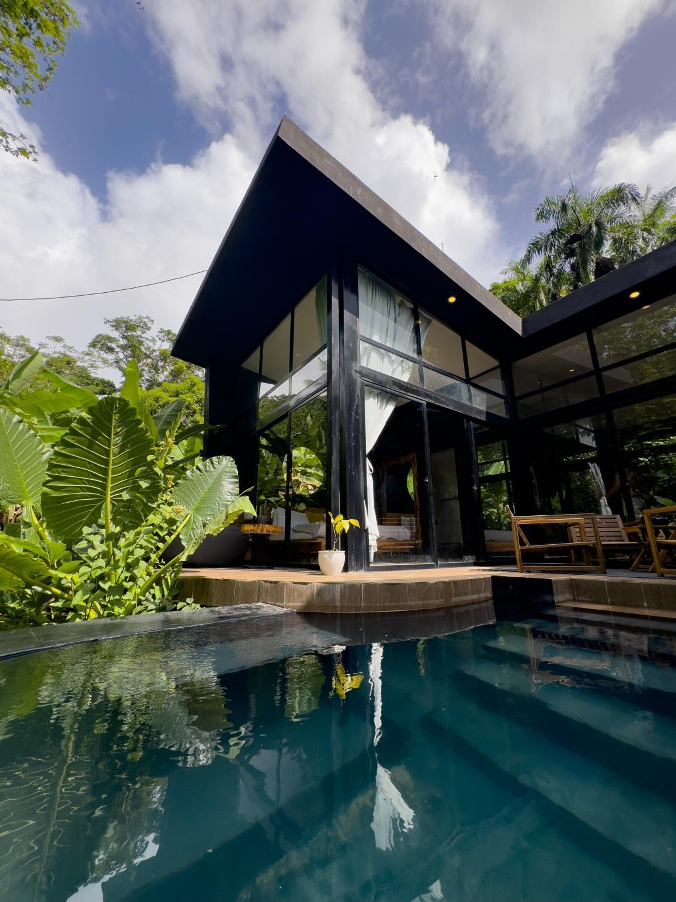 Exotic Coffee Villa, near beach view 3