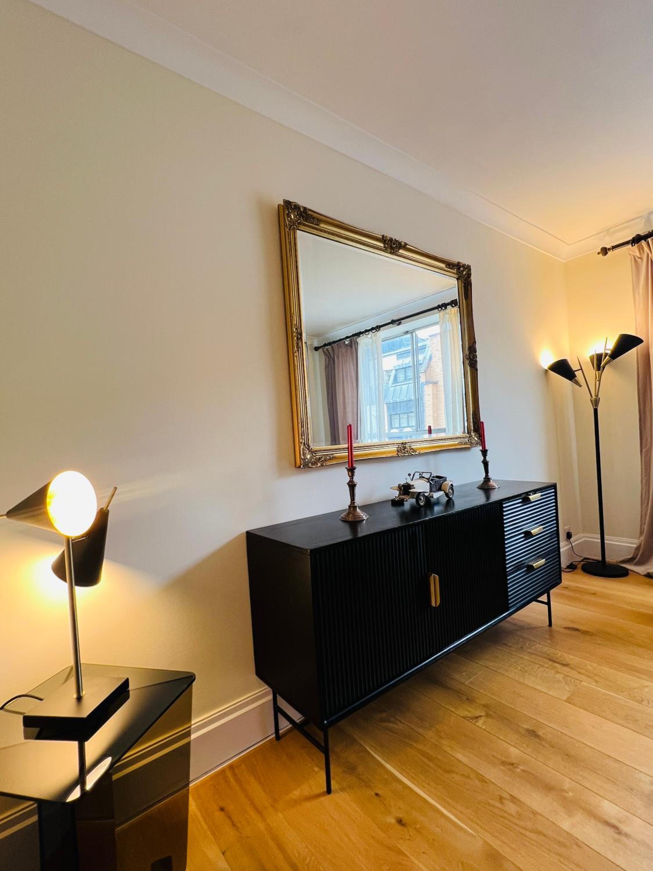 bloomrooms@Knightsbridge/HydePark