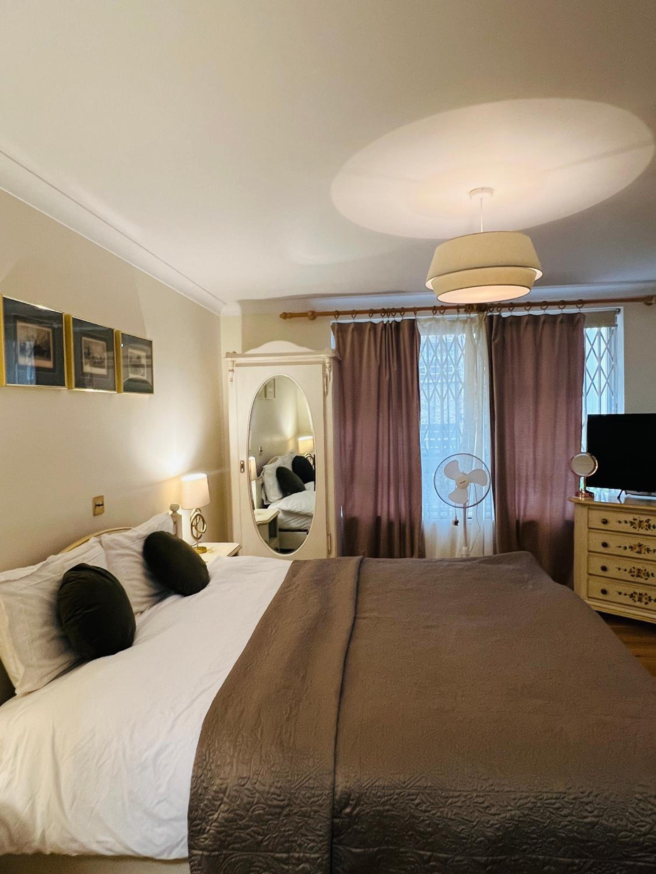 bloomrooms@Knightsbridge/HydePark