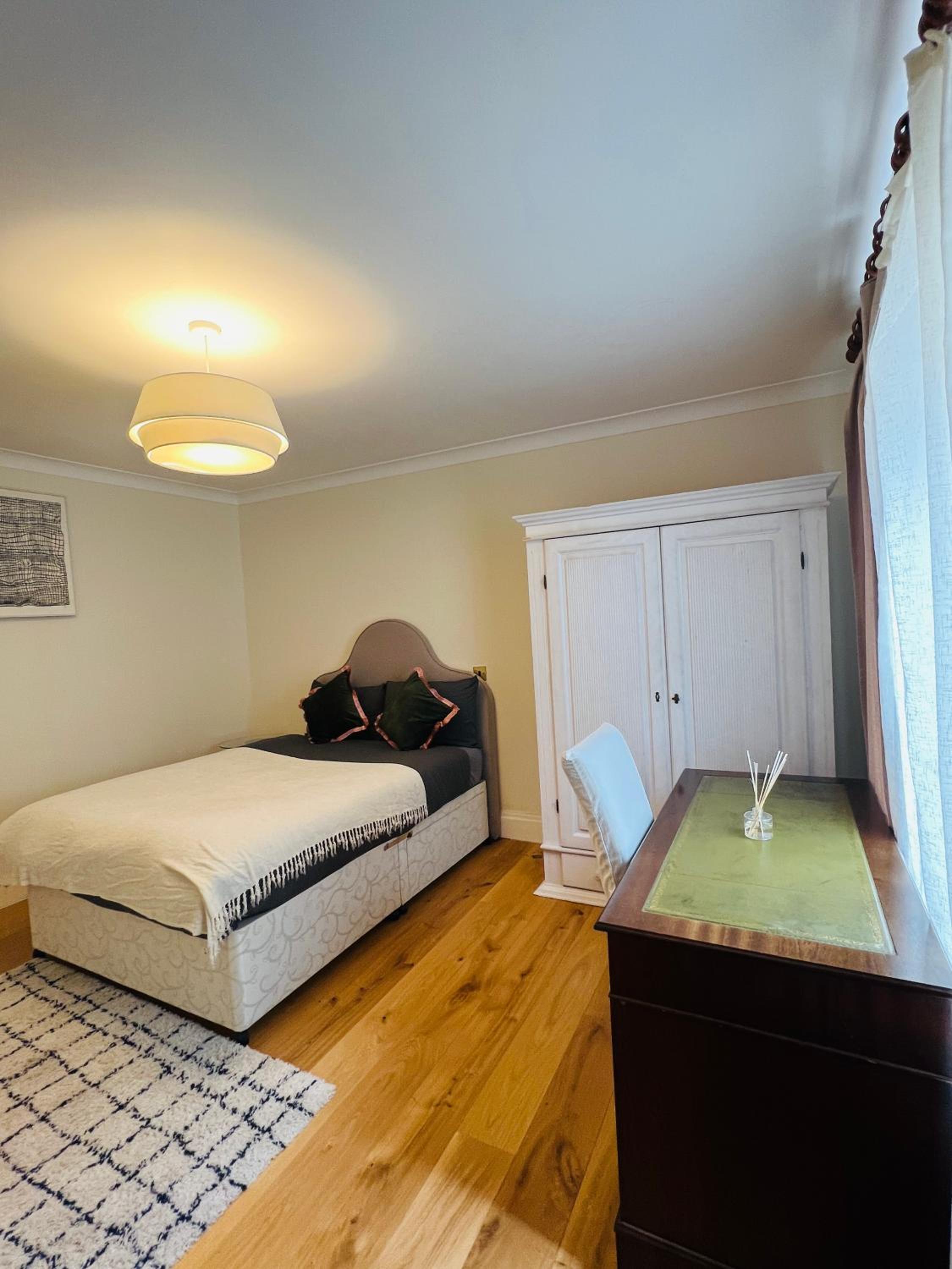 bloomrooms@Knightsbridge/HydePark