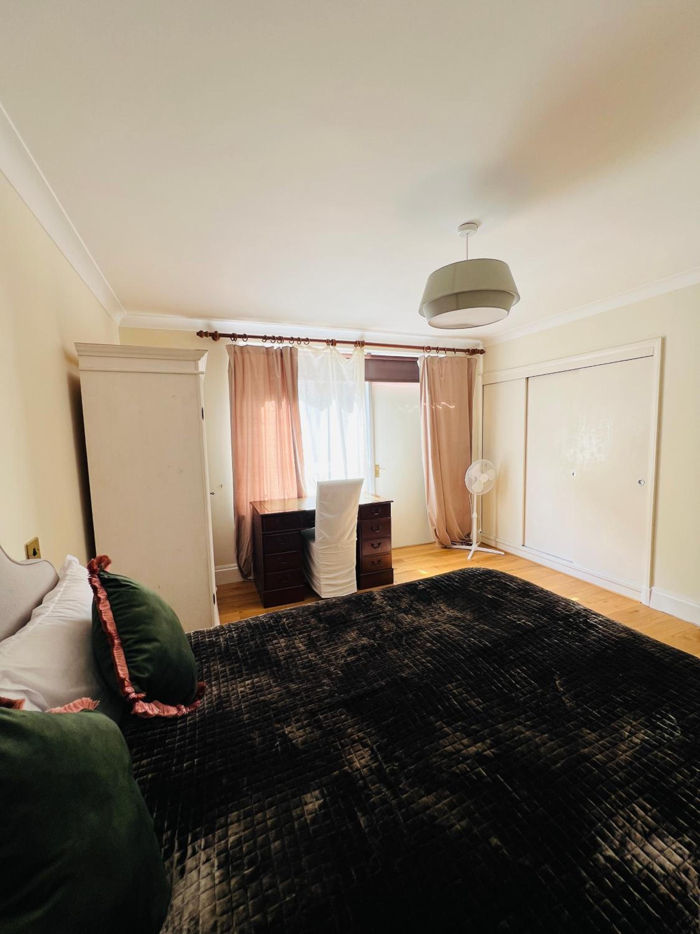 bloomrooms@Knightsbridge/HydePark