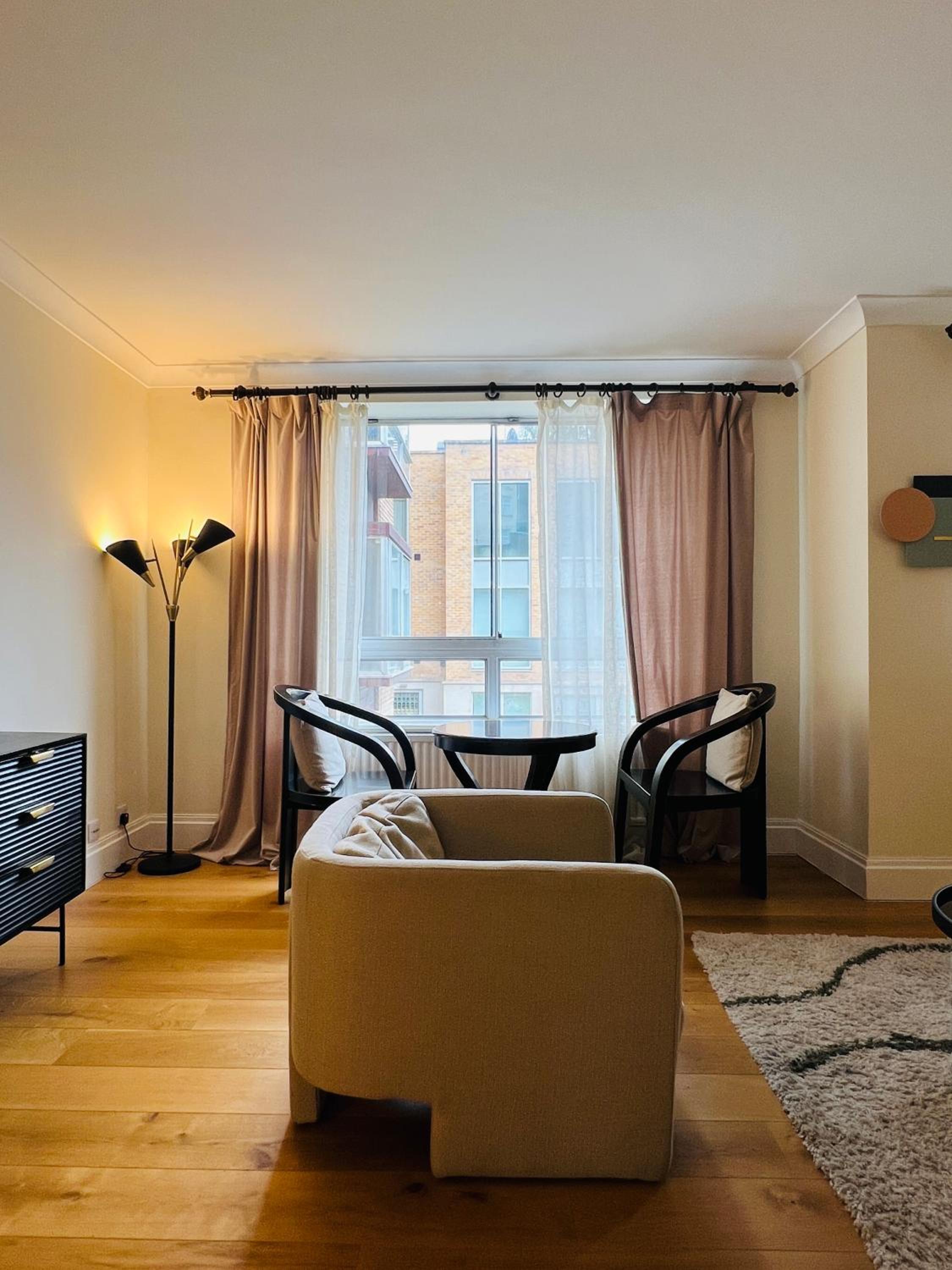 bloomrooms@Knightsbridge/HydePark