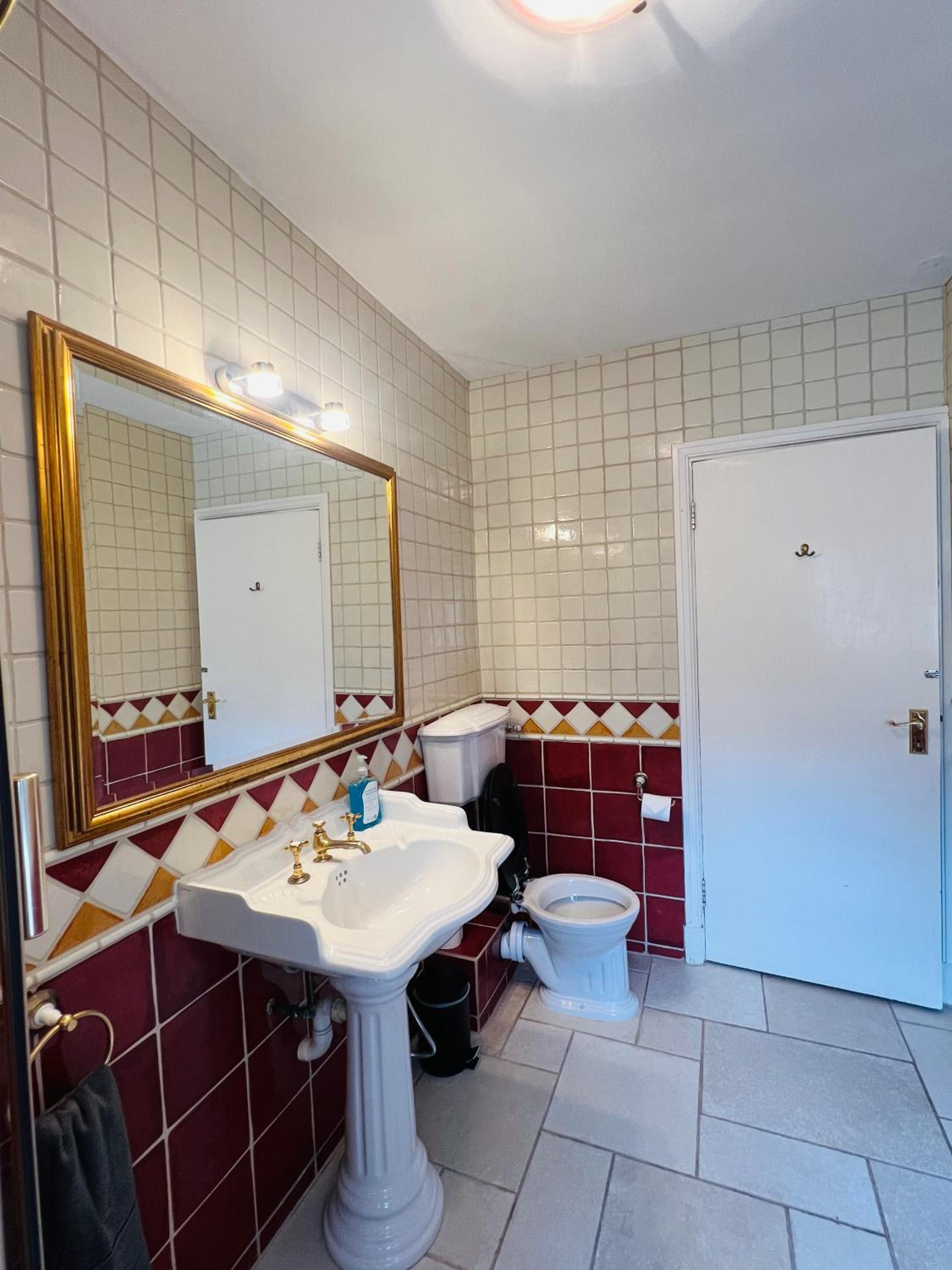 bloomrooms@Knightsbridge/HydePark