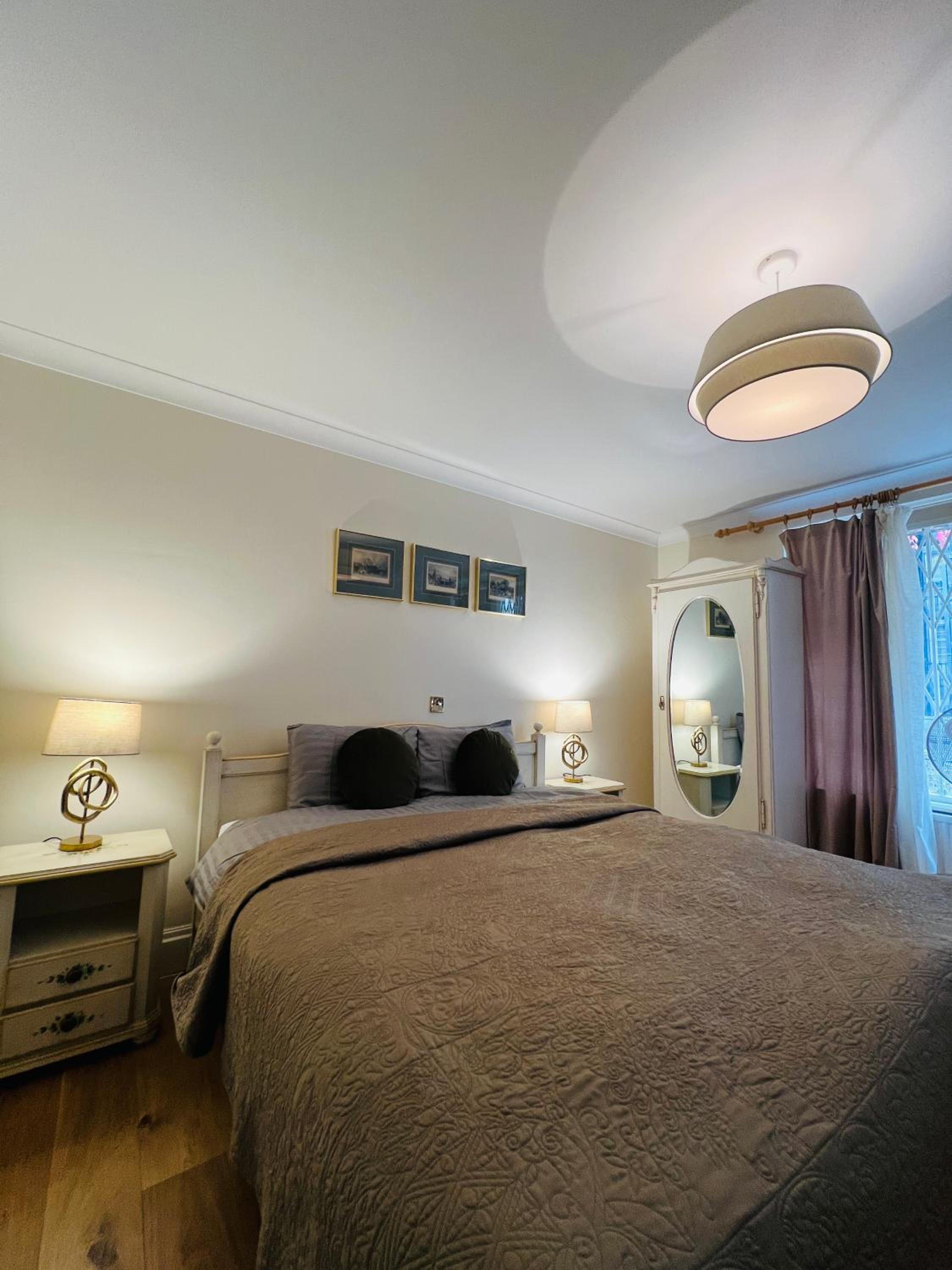 bloomrooms@Knightsbridge/HydePark