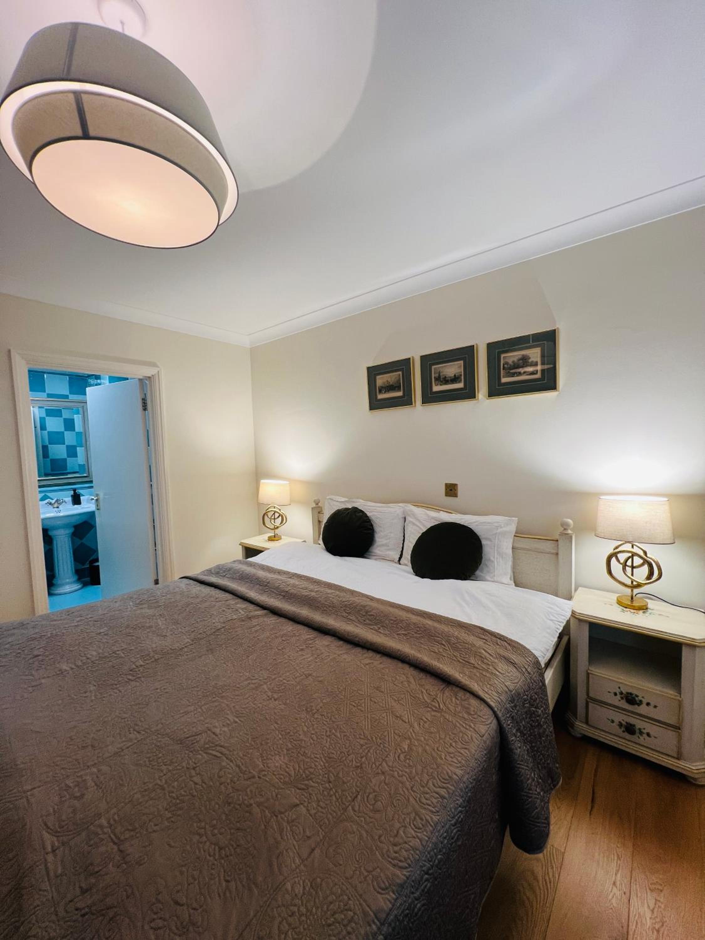 bloomrooms@Knightsbridge/HydePark