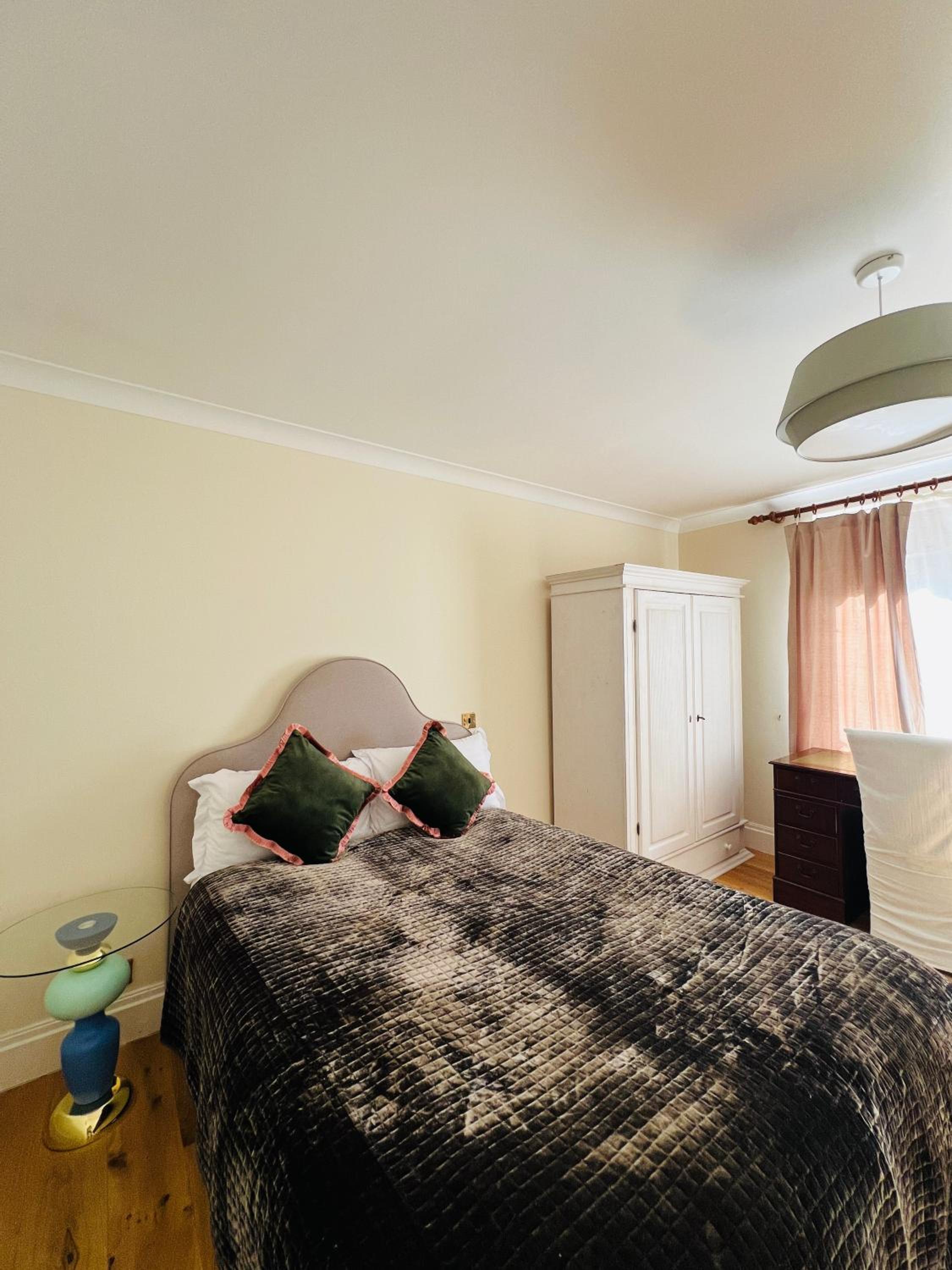 bloomrooms@Knightsbridge/HydePark