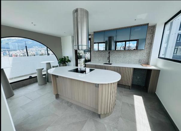 Suite Harmony con Piscina Paradise en Quito centrado en la Carolina